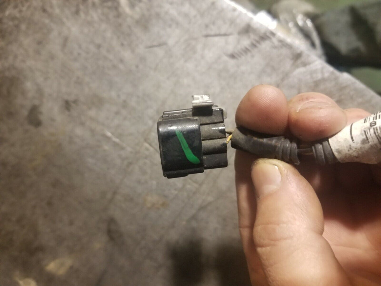 2006-2010 97388992 Oil Pan Harness Pigtail