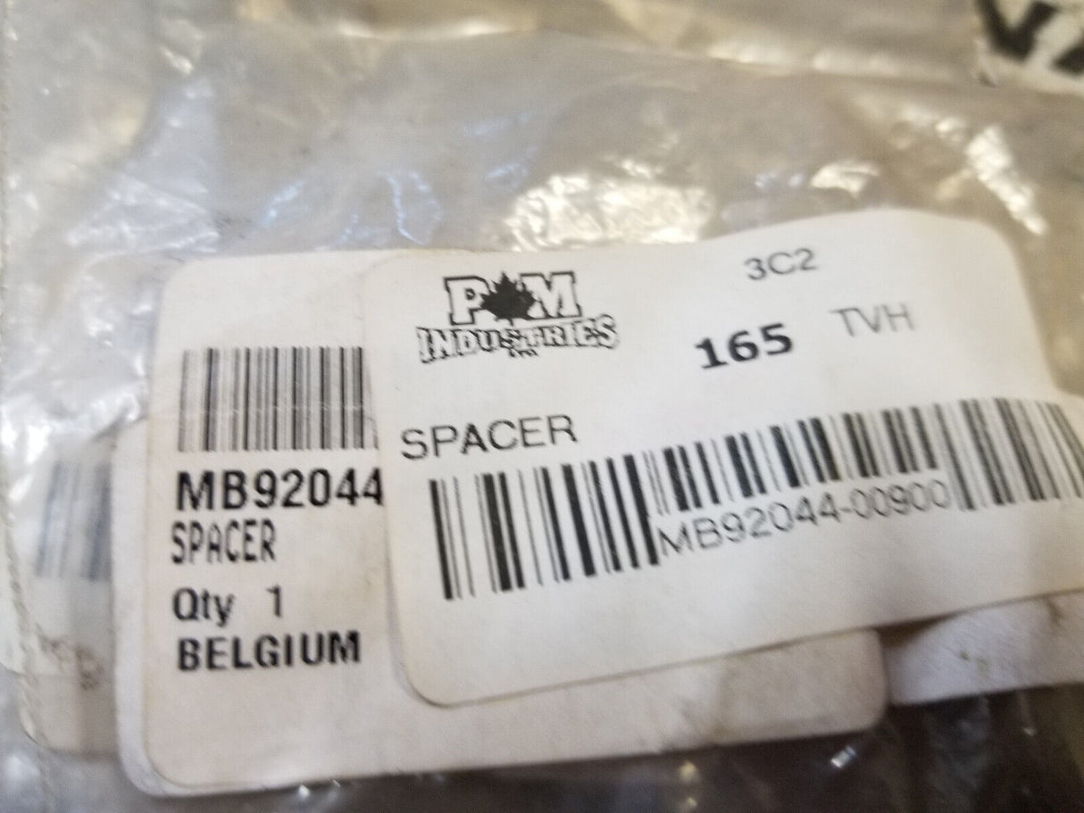 LOT OF 4PC - MB92044-00900 9204400900 : Spacer For Mitsubishi & Caterpillar