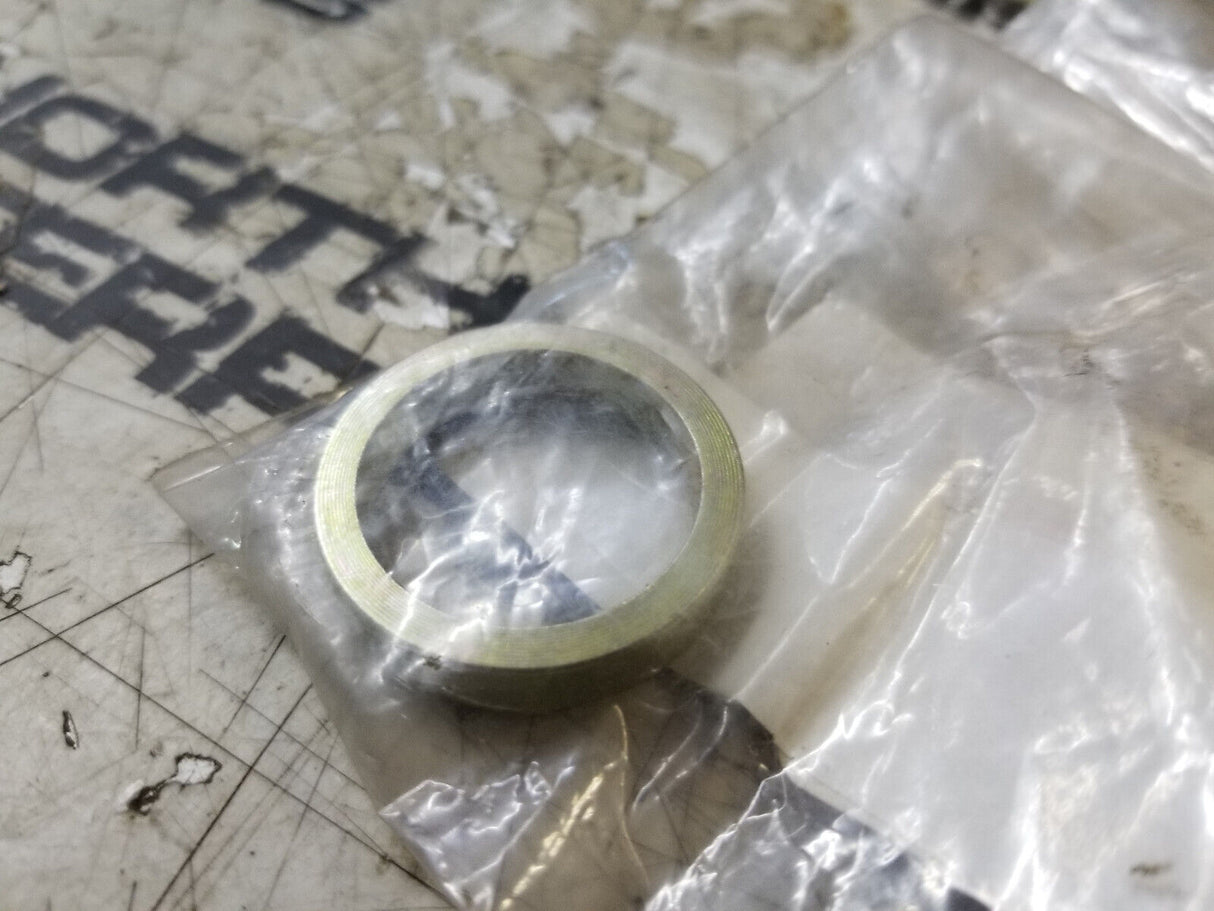 LOT OF 4PC - MB92044-00900 9204400900 : Spacer For Mitsubishi & Caterpillar