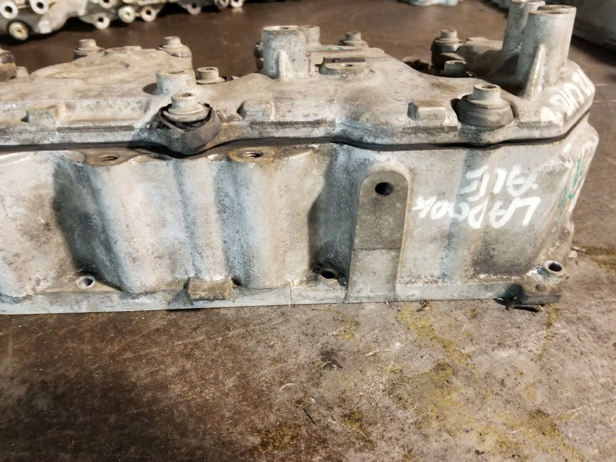 2011-2015 DURAMAX 6.6 6.6L DIESEL LML VALVE COVER & SPACER RH PASSENGER re96