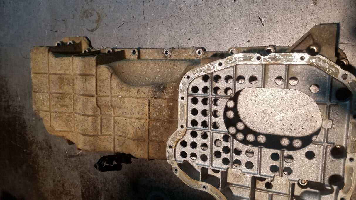 12634971 2011-2015 UPPER OIL PAN CHEVROLET Duramax 6.6l 6.6 LML ref511