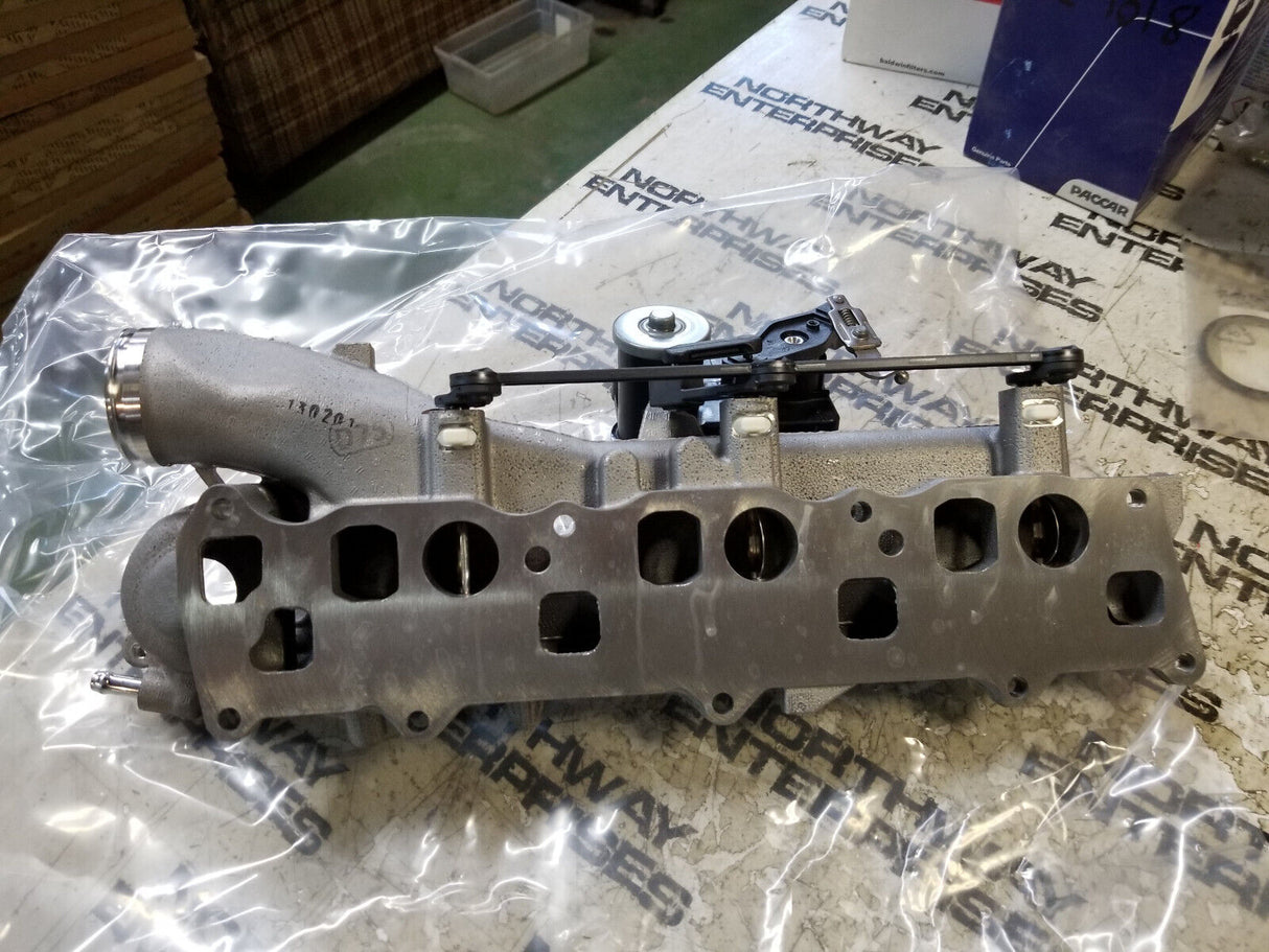 Intake Plenum - Mopar 68064296AA Grand Cherokee. 3.0l diesel 2007-2009