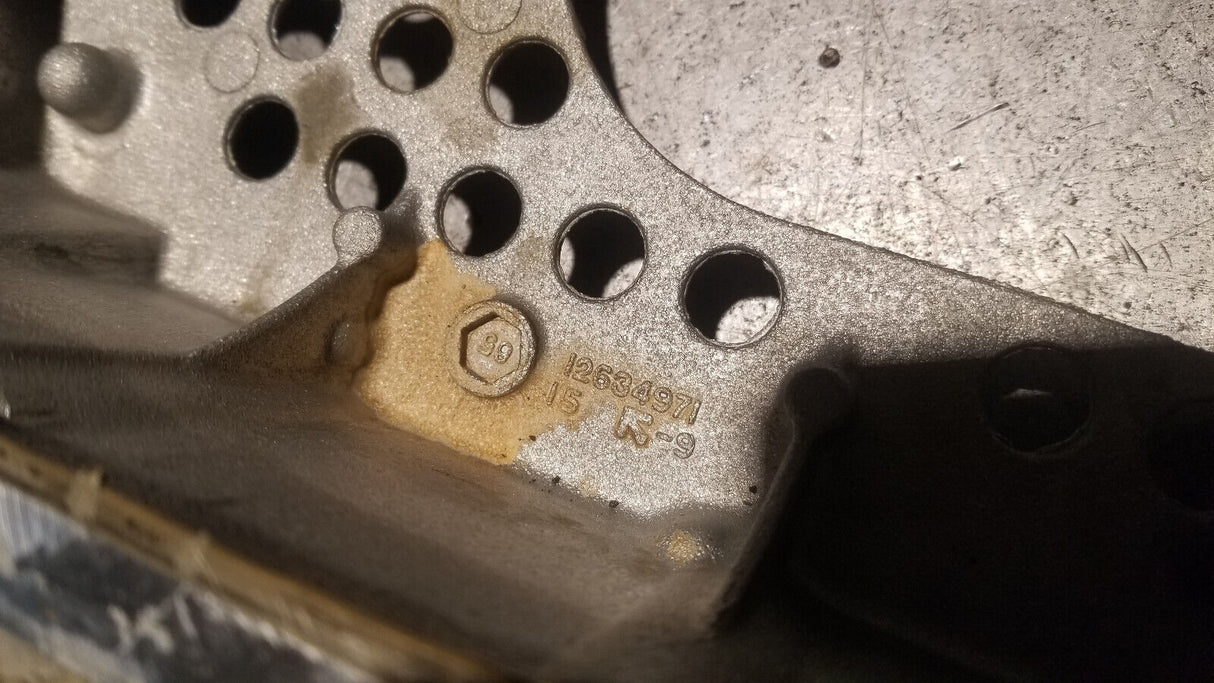 12634971 2011-2015 UPPER OIL PAN CHEVROLET Duramax 6.6l 6.6 LML ref511