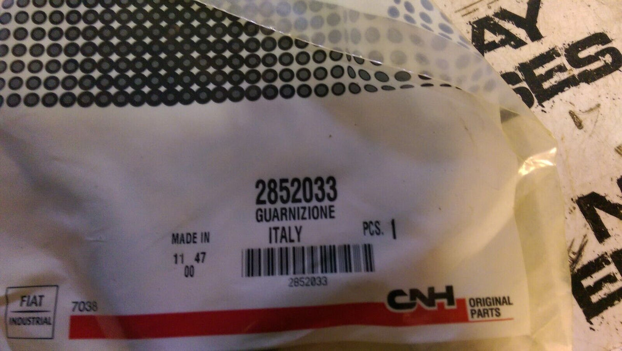CNH 2852033 VALVE COVER GASKET Fits Case IH MAXUMM 100 115 125 140