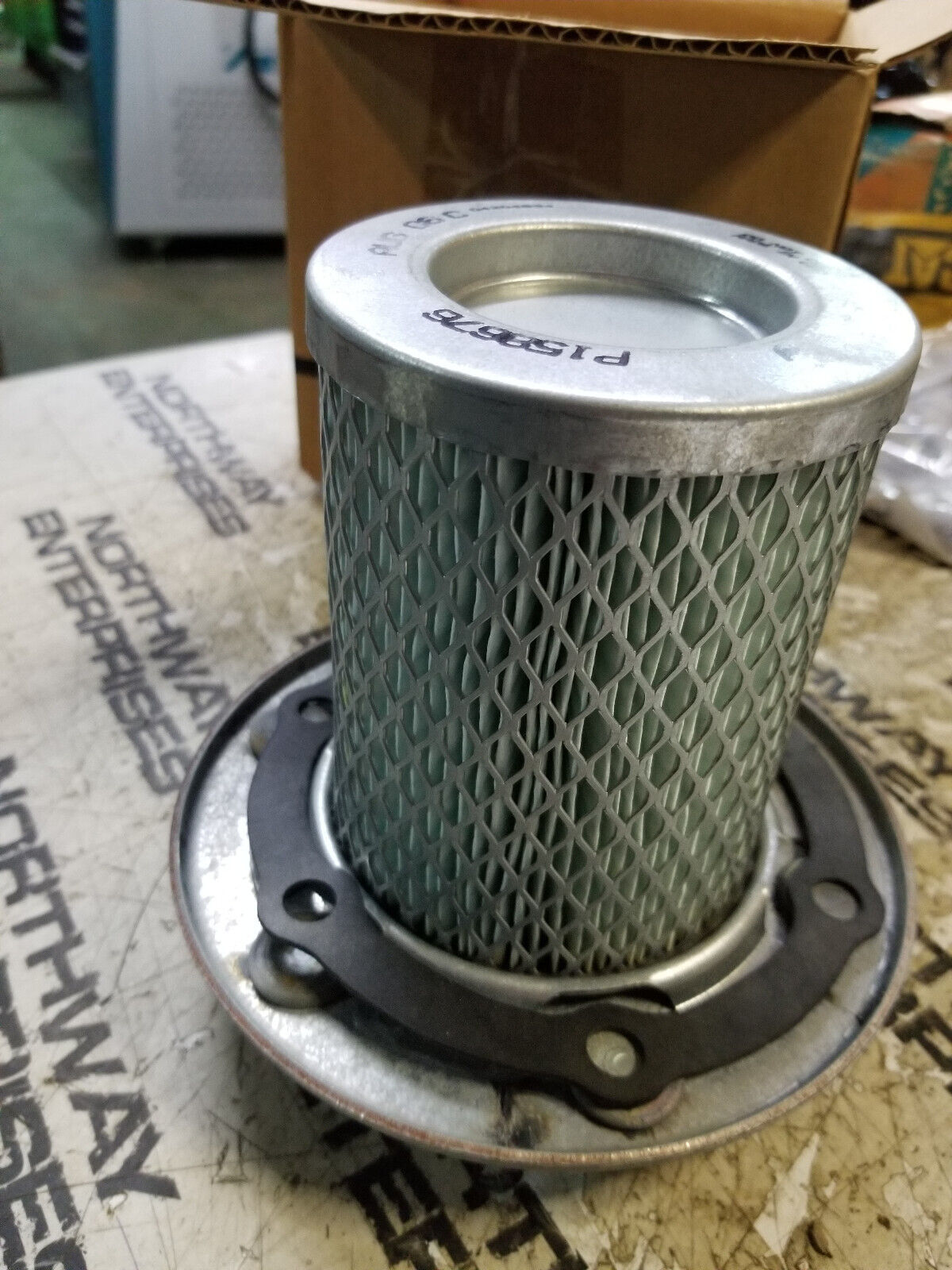 DONALDSON P158676 AIR FILTER CROSS TO 3I1892 3041065 D180236