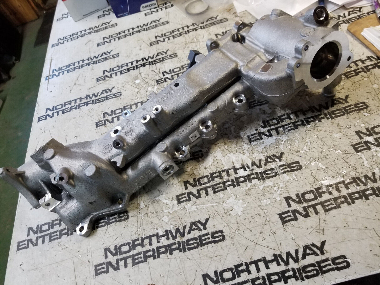Intake Plenum Mopar 68030168AA 07-09 Grand Cherokee. 3.0l diesel Left