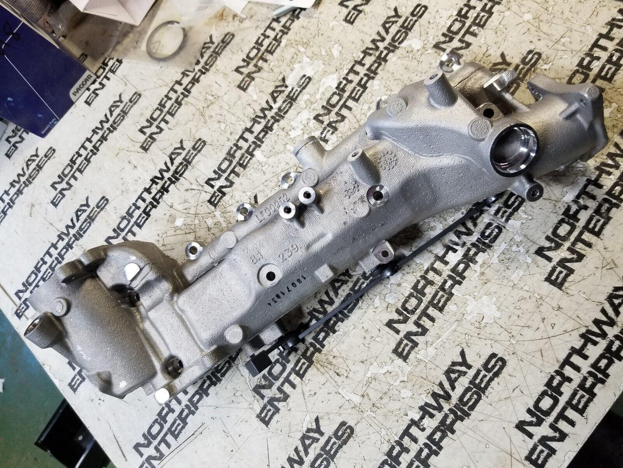 Intake Plenum Mopar 68030168AA 07-09 Grand Cherokee. 3.0l diesel Left