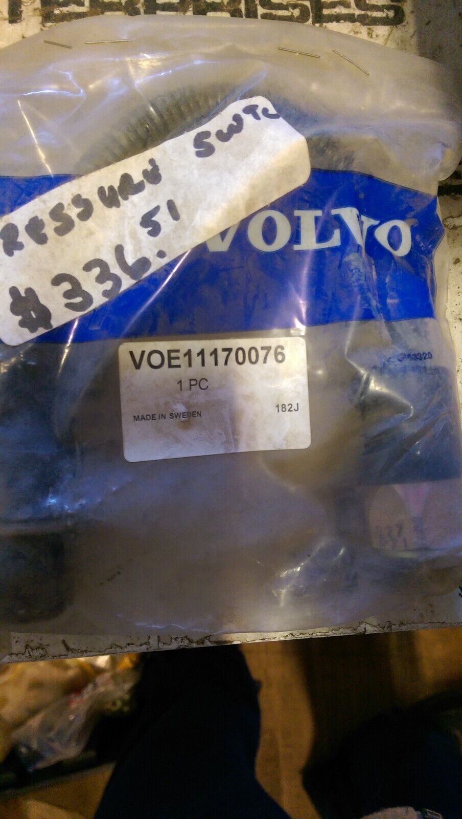 VOE11170076 VOLVO PRESSURE MONITOR
