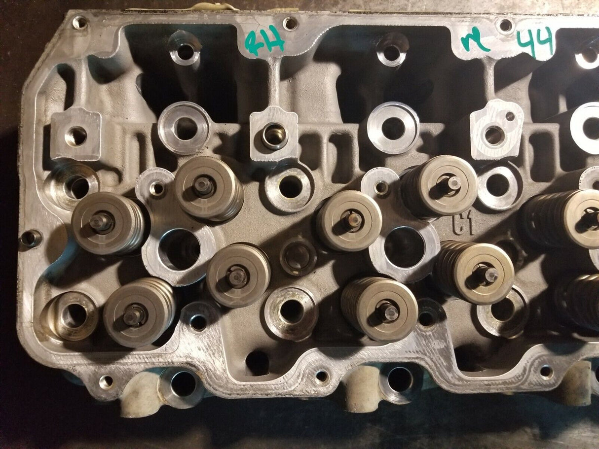 2006-2010 Chevy GMC 6.6 LBZ LMM DURAMAX CYLINDER HEAD RH PASSENGER