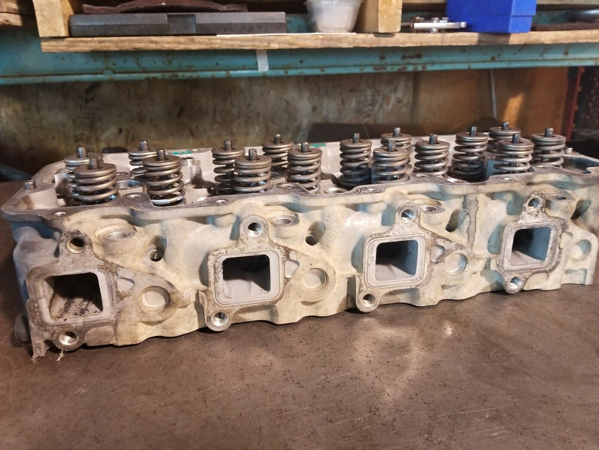 2006-2010 Chevy GMC 6.6 LBZ LMM DURAMAX CYLINDER HEAD RH PASSENGER