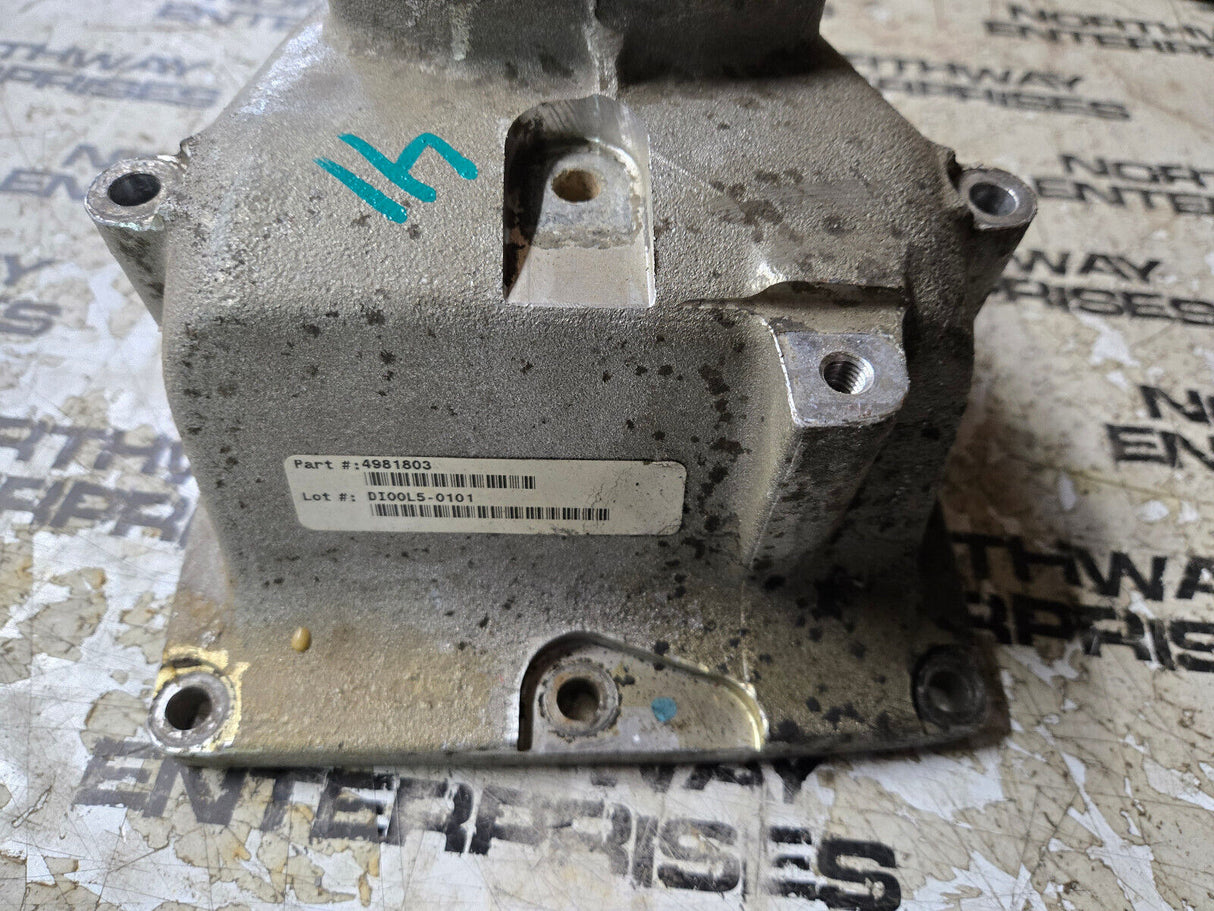 4939566 6.7l Cummins Intake Horn for Cab and Chassis 2007.5-2012 5500