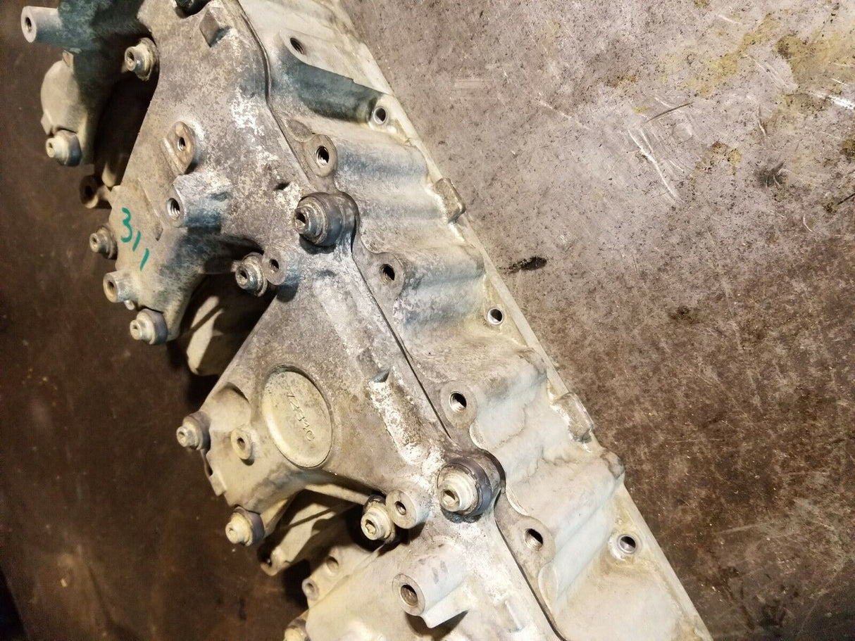 2011-2015 DURAMAX 6.6 6.6L DIESEL LML VALVE COVER & SPACER RH PASSENGER r311