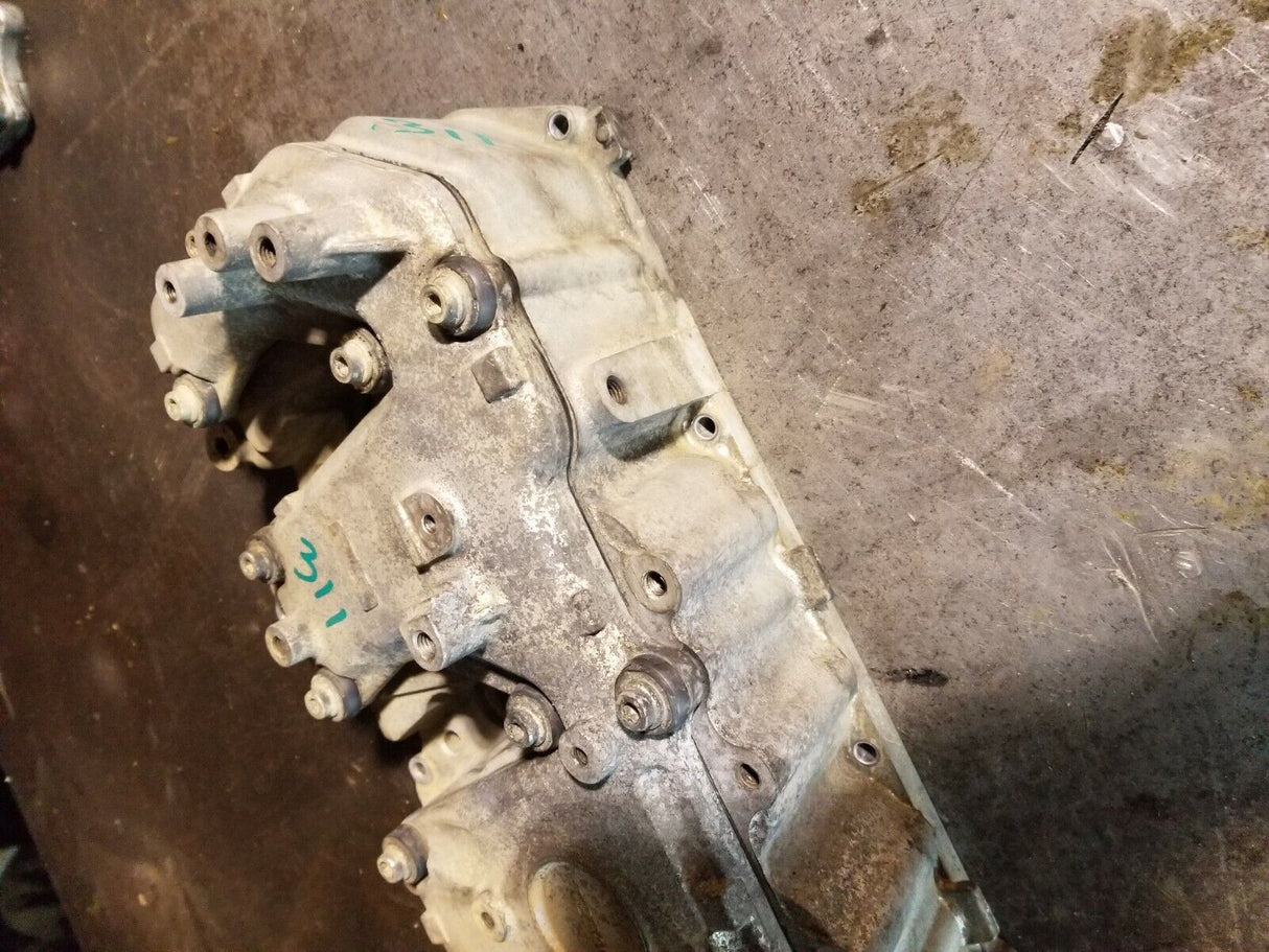 2011-2015 DURAMAX 6.6 6.6L DIESEL LML VALVE COVER & SPACER RH PASSENGER r311