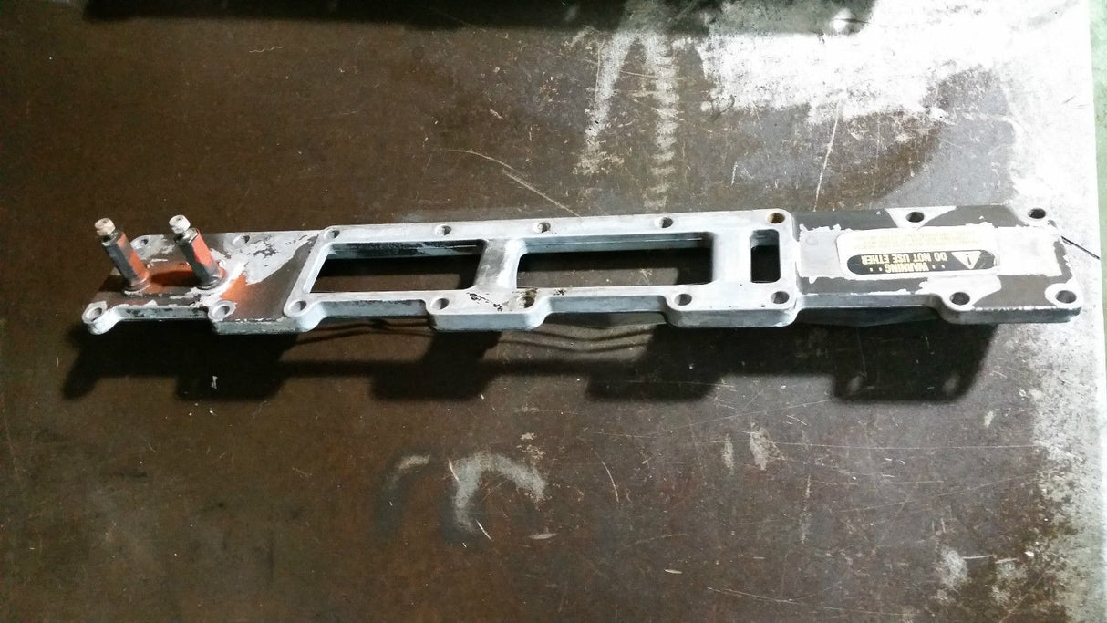 Cummins 5.9l Intake Manifold Grid Heater Plenum 3944219