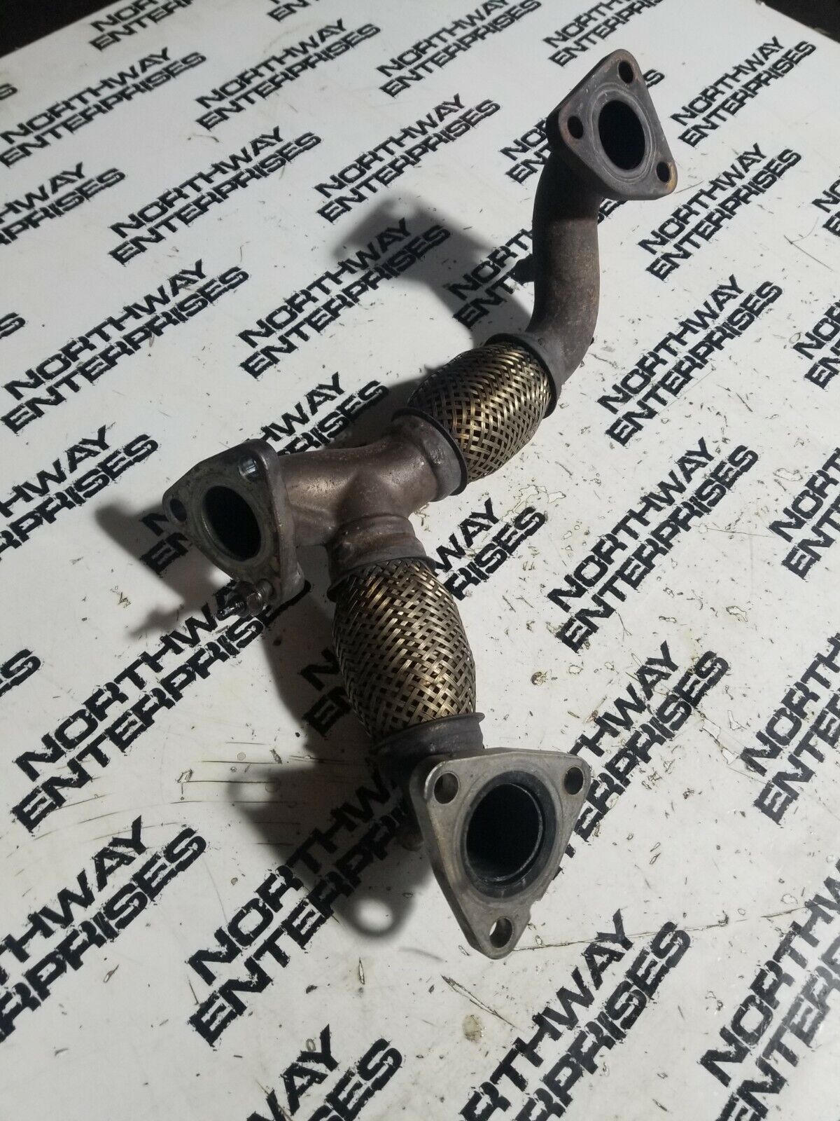2016 -2019 NISSAN TITAN XD EGR EXHAUST PIPE 14012EZ40B