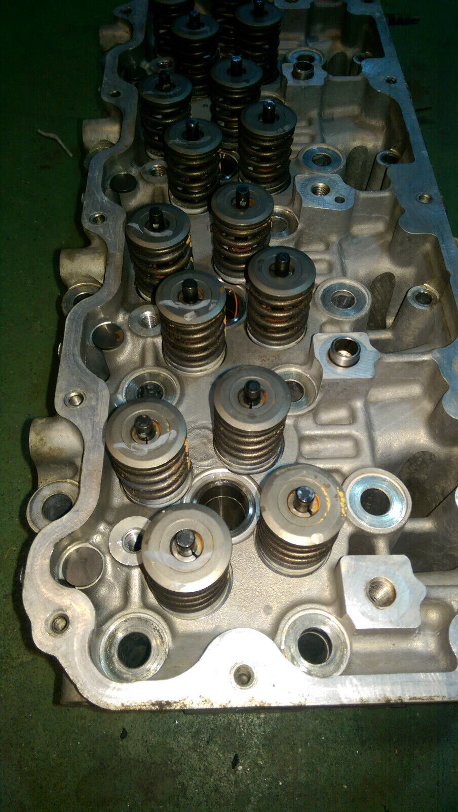 97779578 97320788 01-04 2001-04 LB7 DURAMAX 6.6 6.6L LH Drivers CYLINDER HEAD