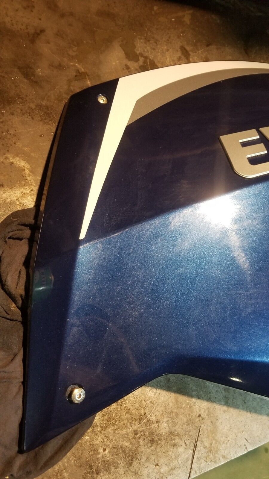 EVINRUDE 2019 300HP G2 COVER ASSEMBLY Orbital Blue STARBOARD 0285883