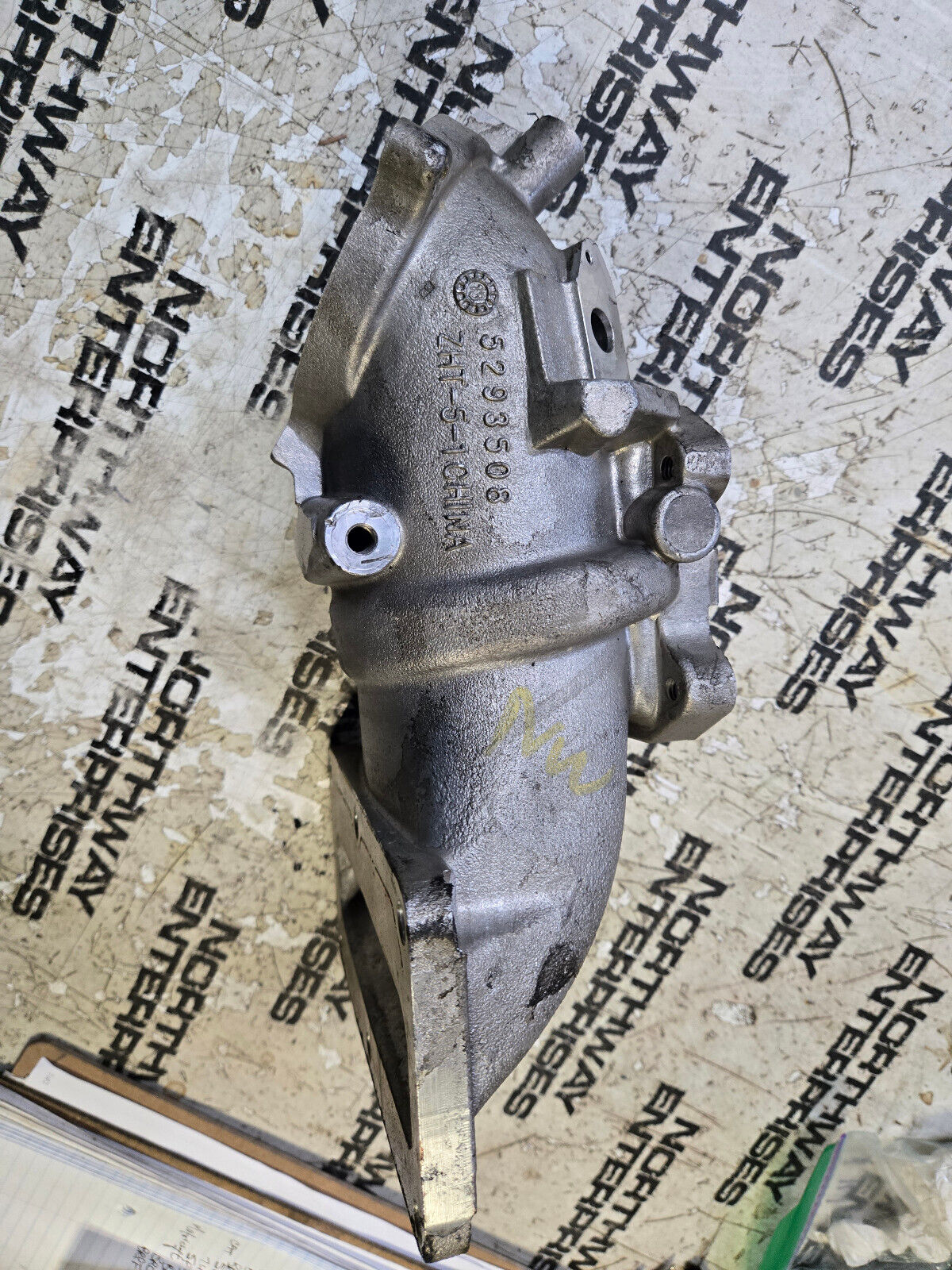 5293508 2013-17 Dodge Ram 6.7 Cummins EGR Intake Horn Manifold