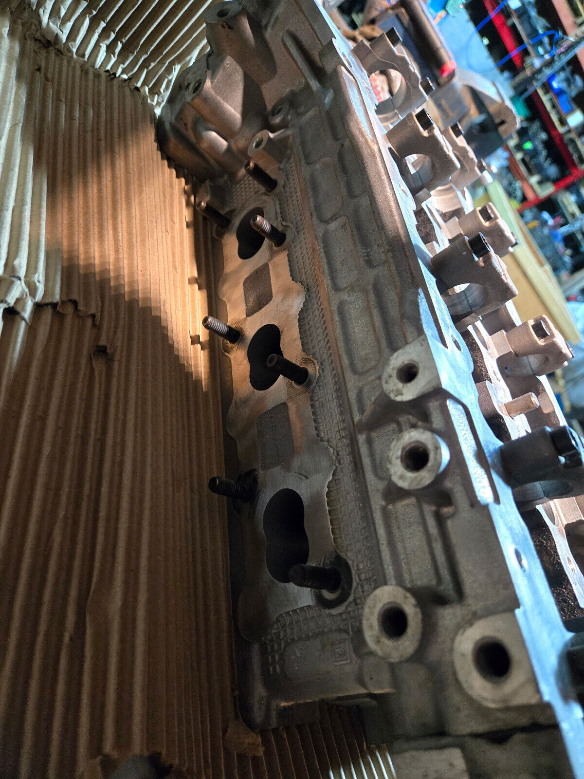 REMAN 3.0L ECODIESEL LH DRIVERS SIDE CYLINDER HEAD RE515 90352085F