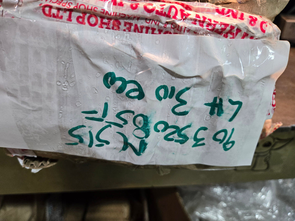 REMAN 3.0L ECODIESEL LH DRIVERS SIDE CYLINDER HEAD RE515 90352085F