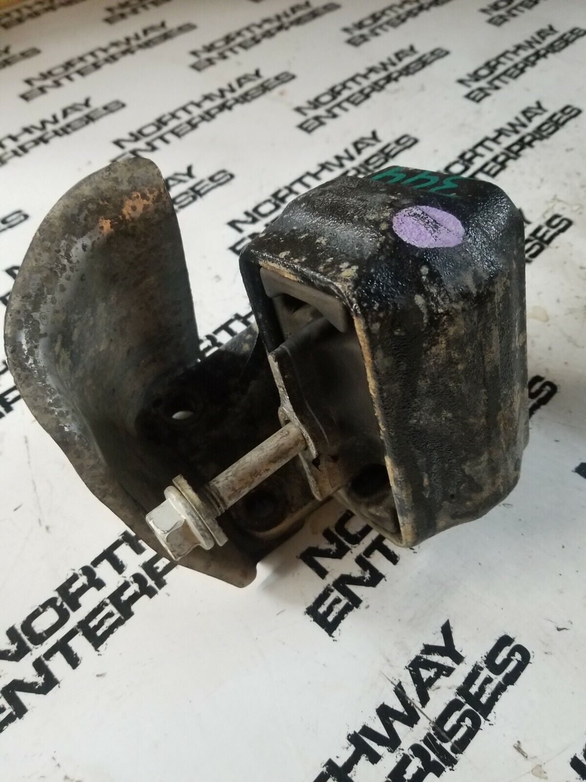 52121814AD 6.7L Cummins Engine Mount Bracket RH / Passenger side