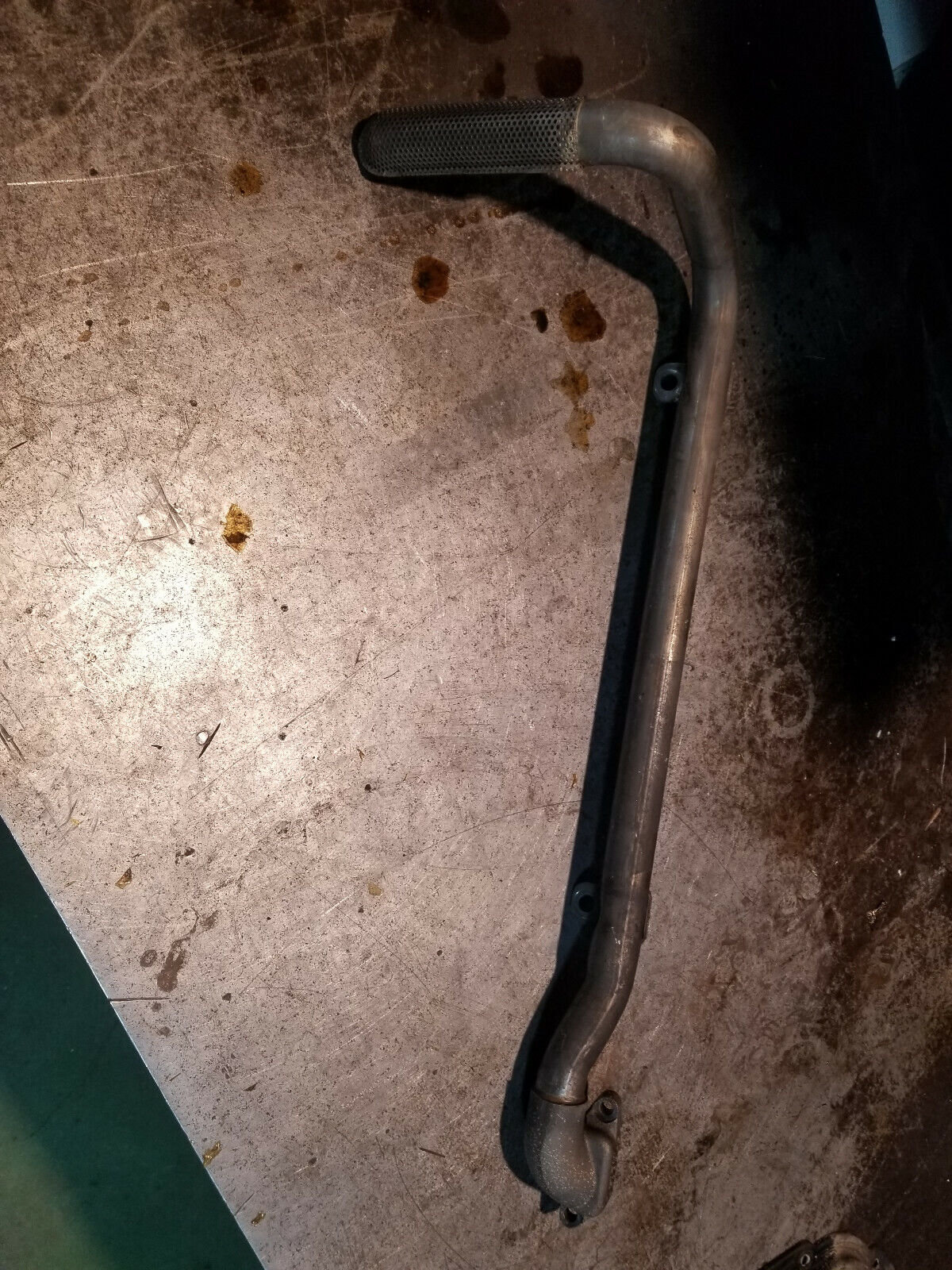 Cummins Oil Pickup Tube 3949692 3949695 05086857AA 5086857AA