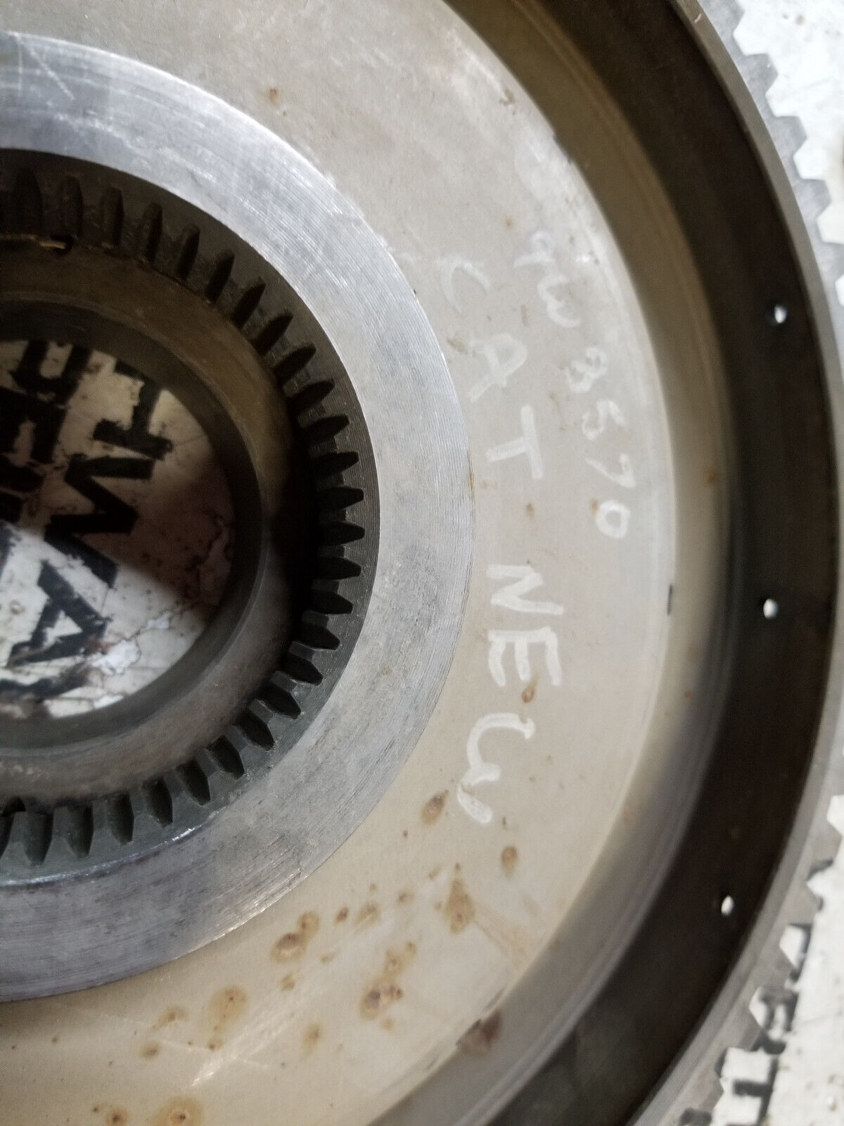 9W8570 - HUB-CLUTCH fits Caterpillar 9W-8570
