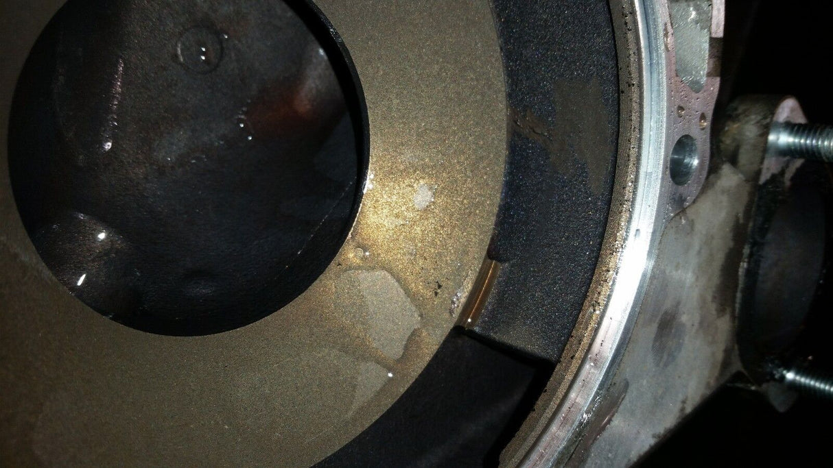 07.5 08 09 10 Chevrolet Silverado GMC Sierra Duramax Diesel Water Pump Housing