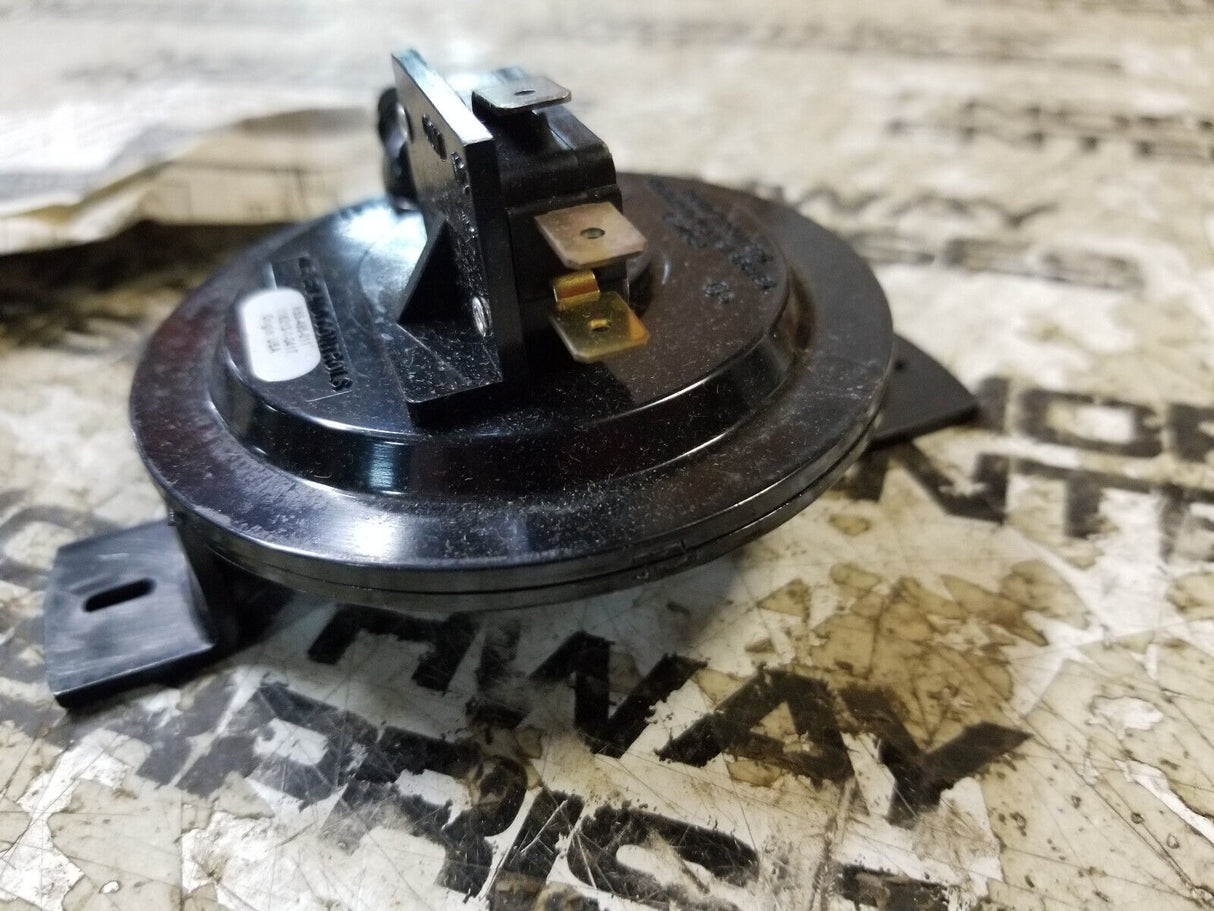 RSS Universal Air Switch, Adjustable RSS-495-011 .2"WC TP 1.0"WC Pos /Neg Air