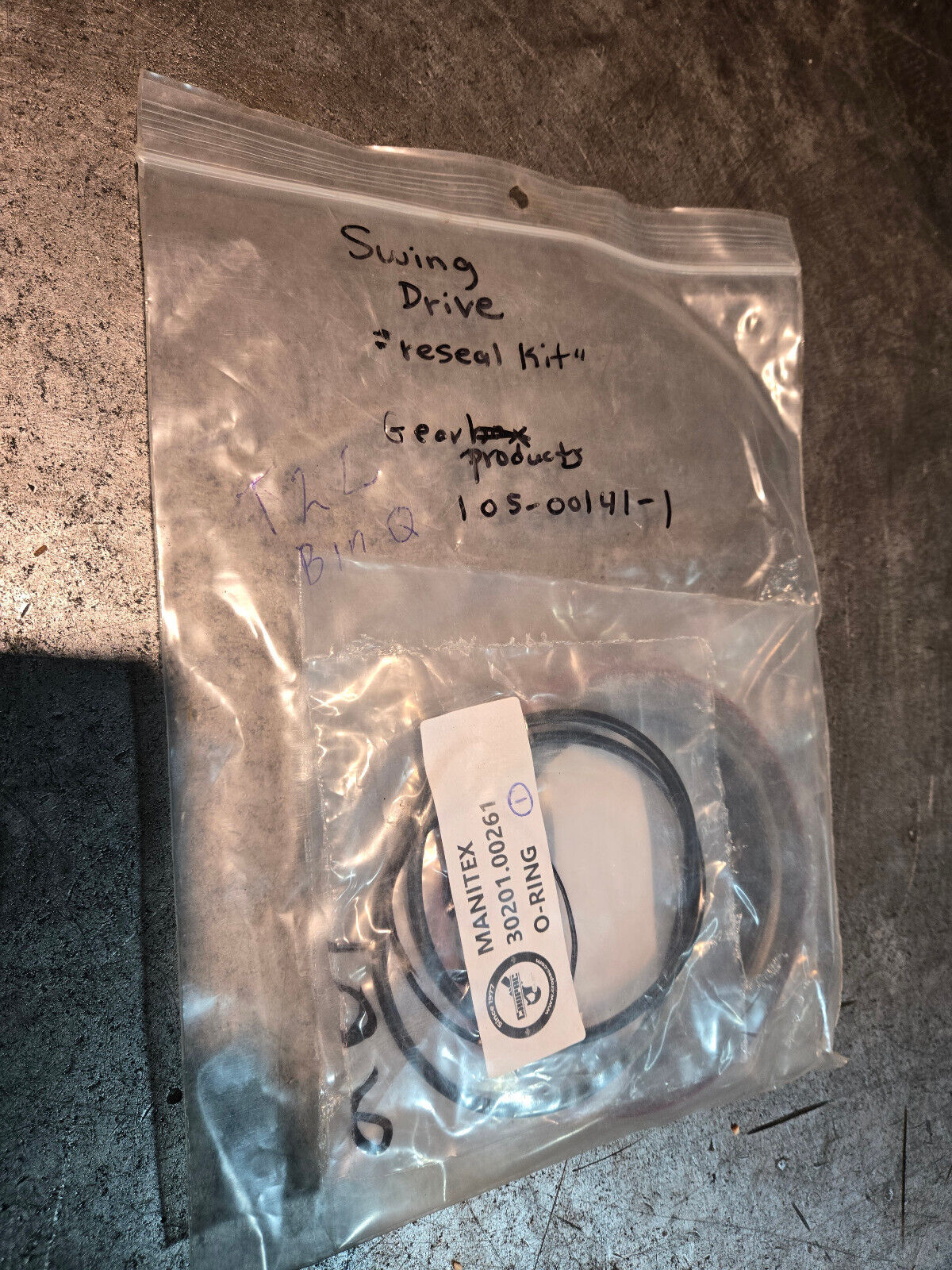 SWING DRIVE RESEAL KIT 105-00141-1 105001411 MANITEX 30201.00261