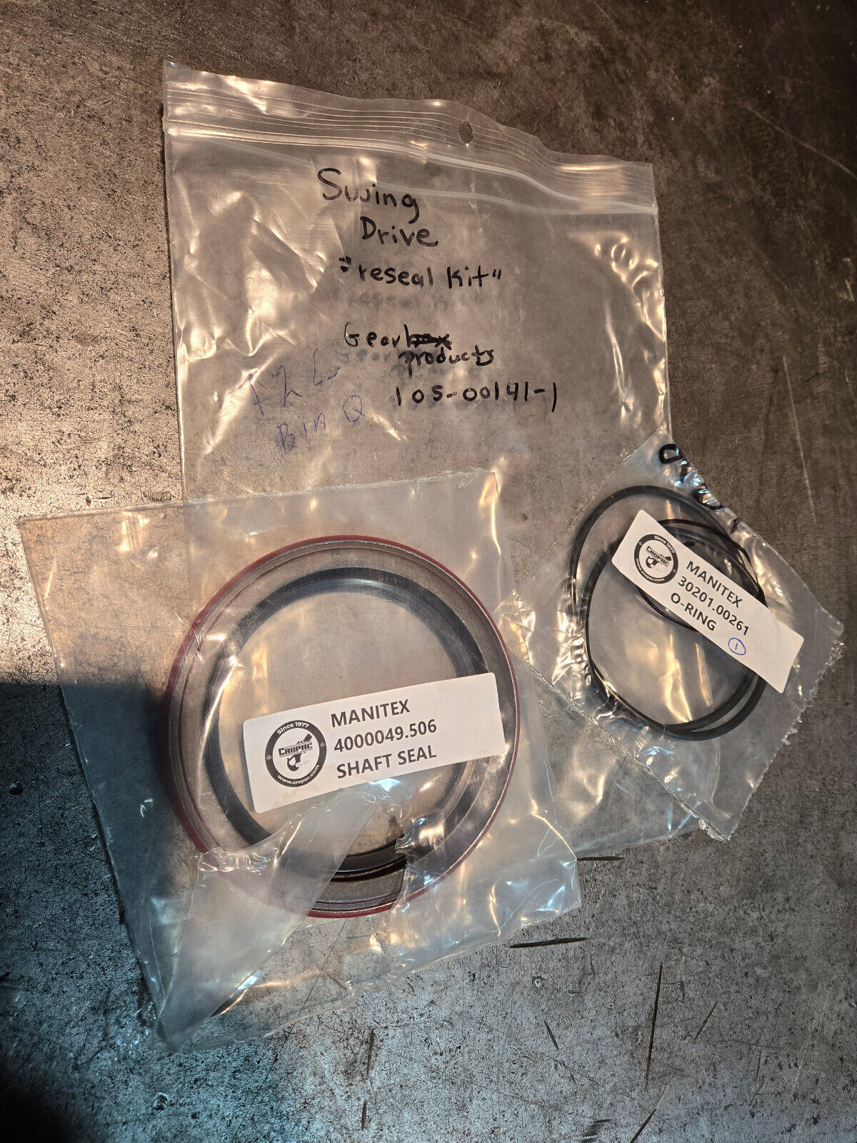 SWING DRIVE RESEAL KIT 105-00141-1 105001411 MANITEX 30201.00261