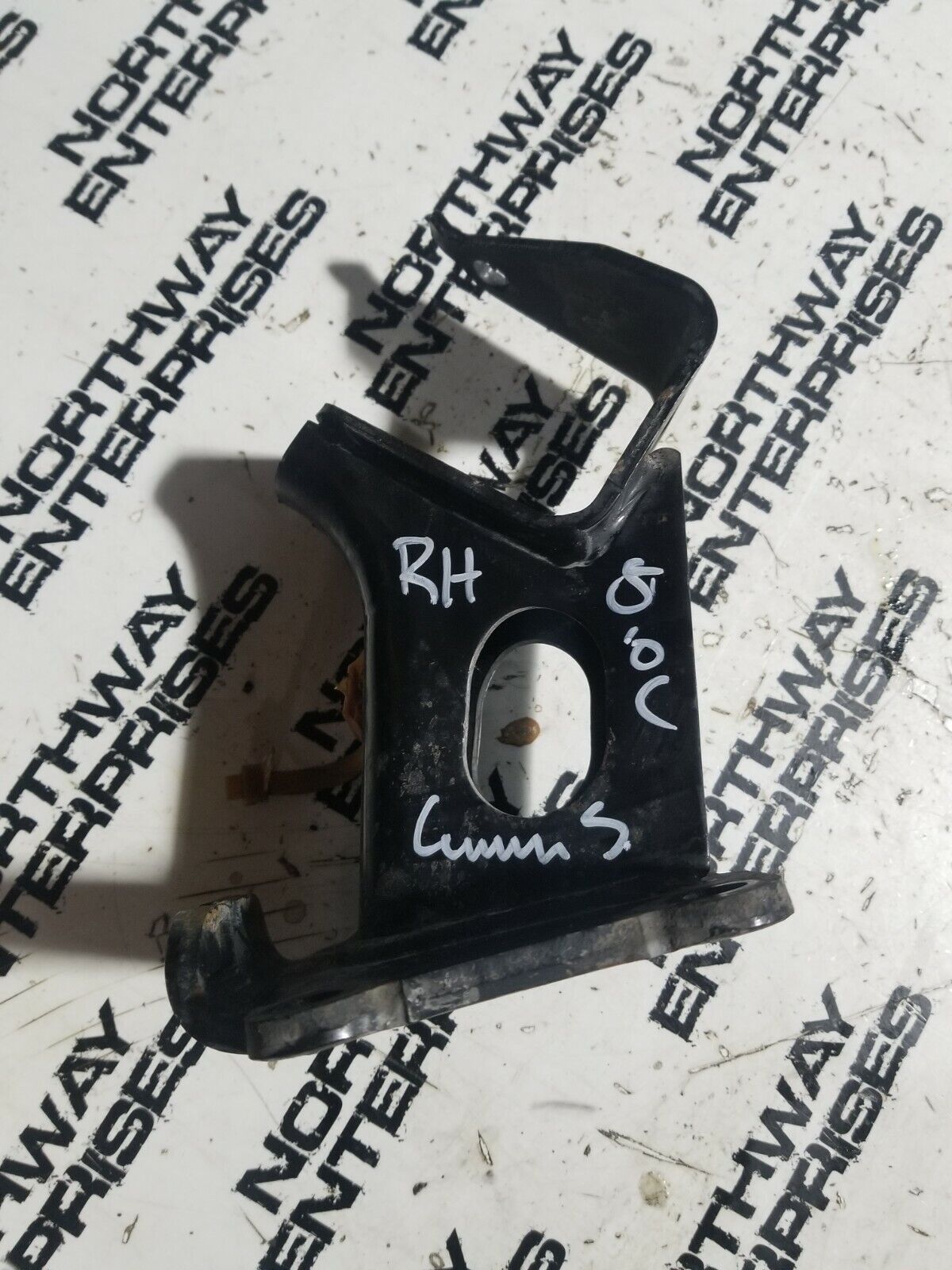 11232EZ50A Nissan CUMMINS Titan XD 5.0L Diesel Engine Mount PASSENGER Side 16-19