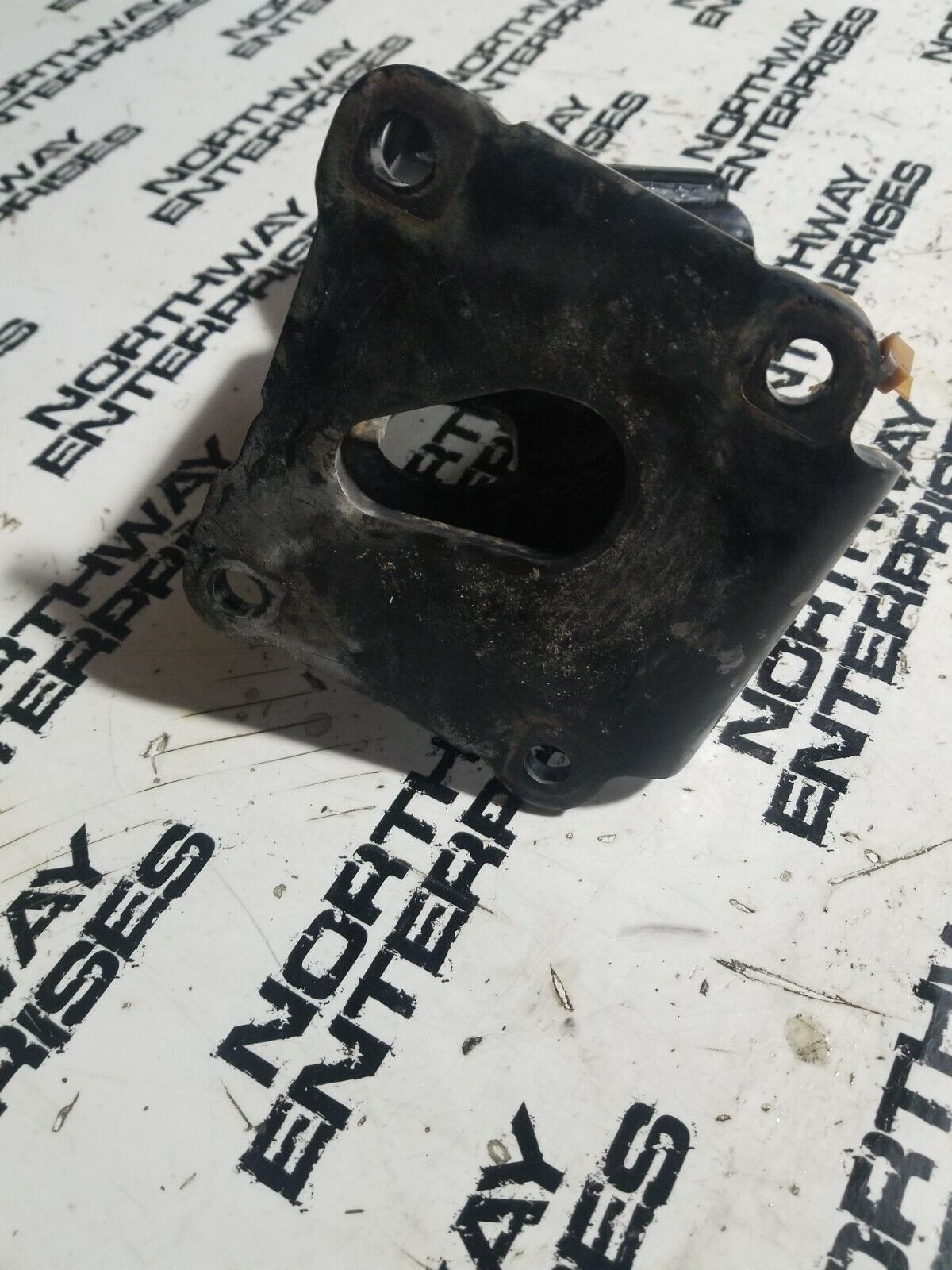 11232EZ50A Nissan CUMMINS Titan XD 5.0L Diesel Engine Mount PASSENGER Side 16-19