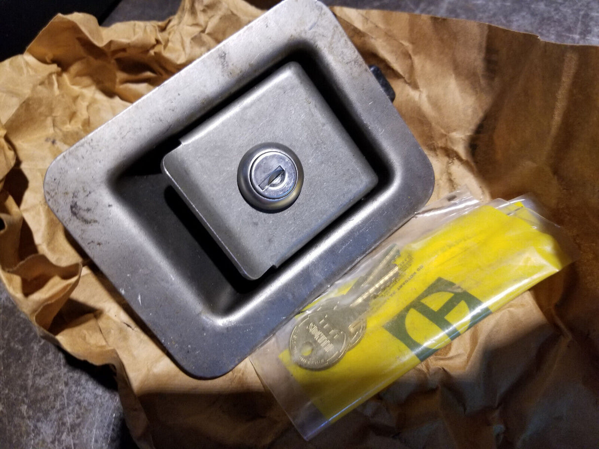 8K-1040 CATERPILLAR 8K1040 CAT LATCH DOOR LATCH