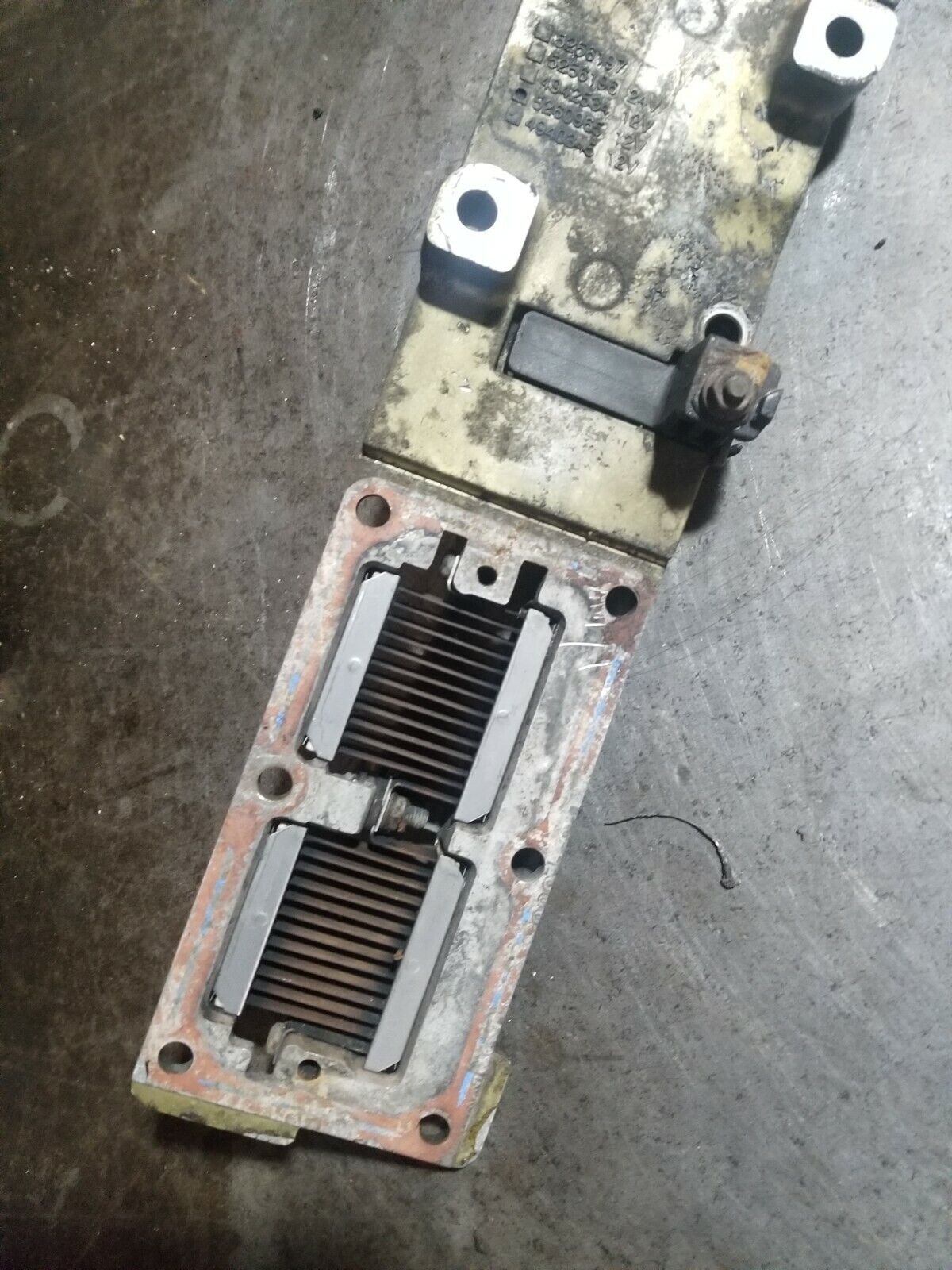 5260965 CUMMINS 6.7 6.7L INTAKE MANIFOLD GRID HEATER 5260965