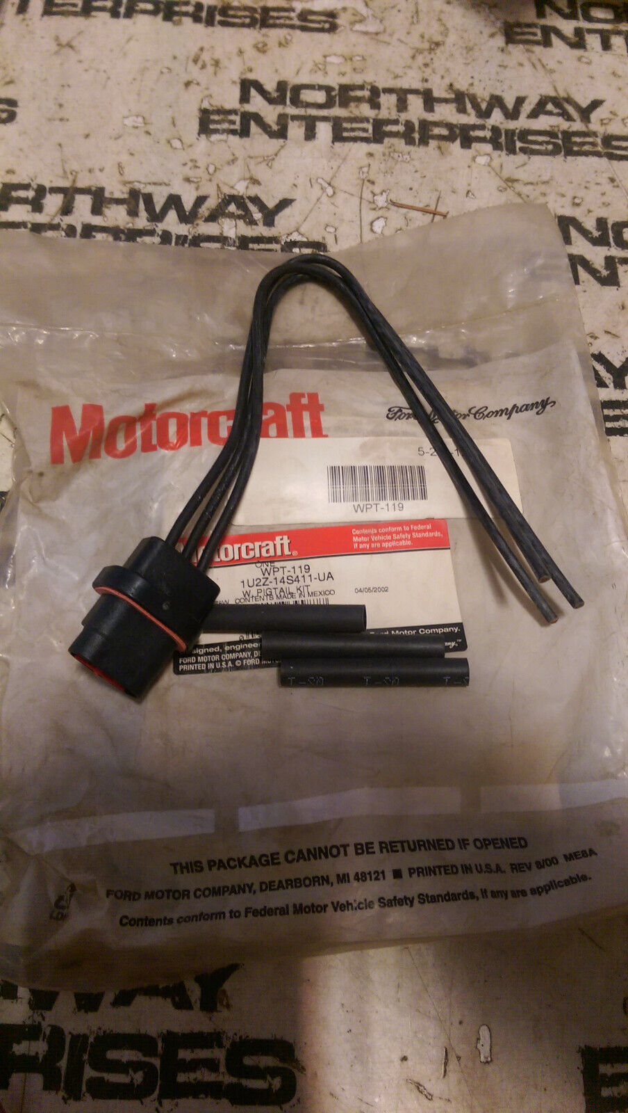 WPT-119 Motorcraft Alternator Connector New for E150 Van E250 E350 E450 Explorer