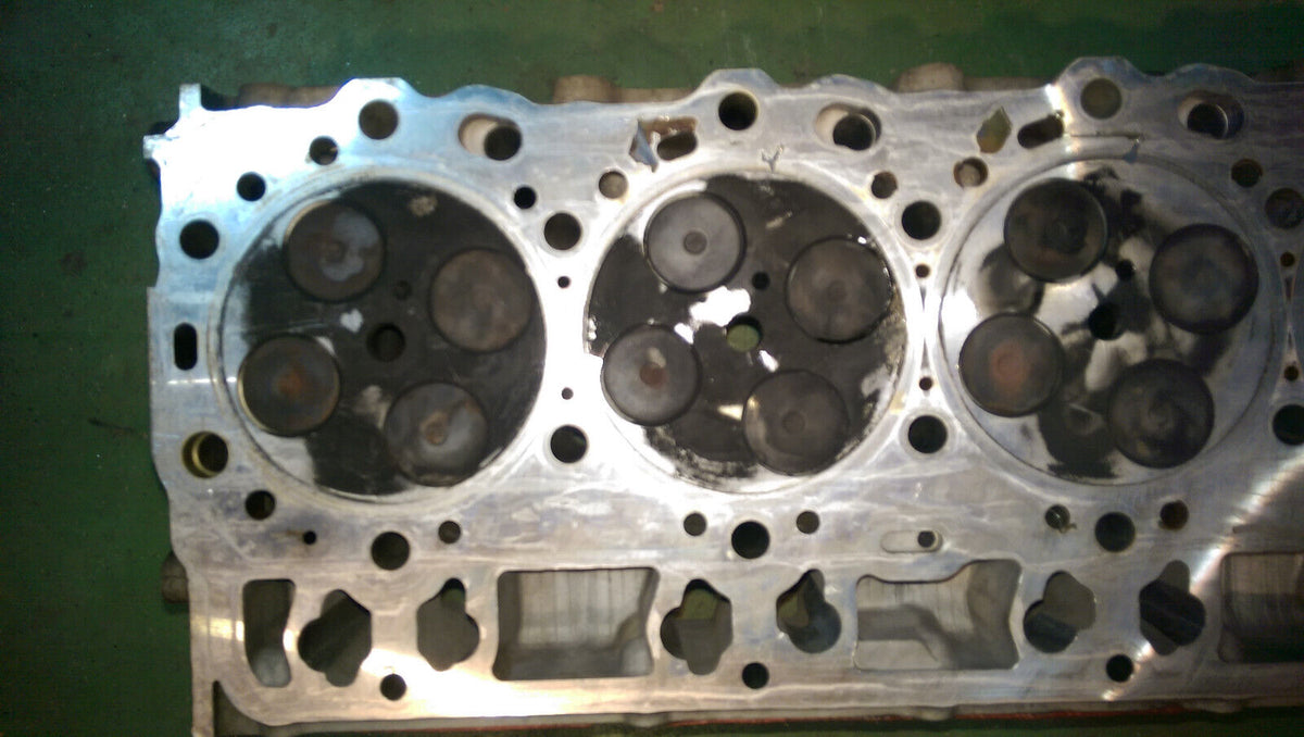 97779578 97320788 01-04 2001-04 LB7 DURAMAX 6.6 6.6L RH PASSENGER CYLINDER HEAD