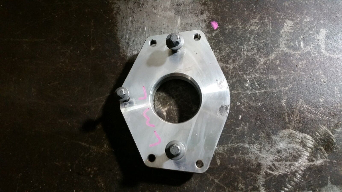 2011-2015 6.6L DURAMAX CP4 FUEL PUMP MOUNTING BRACKET PLATE 12641036 w/bolts