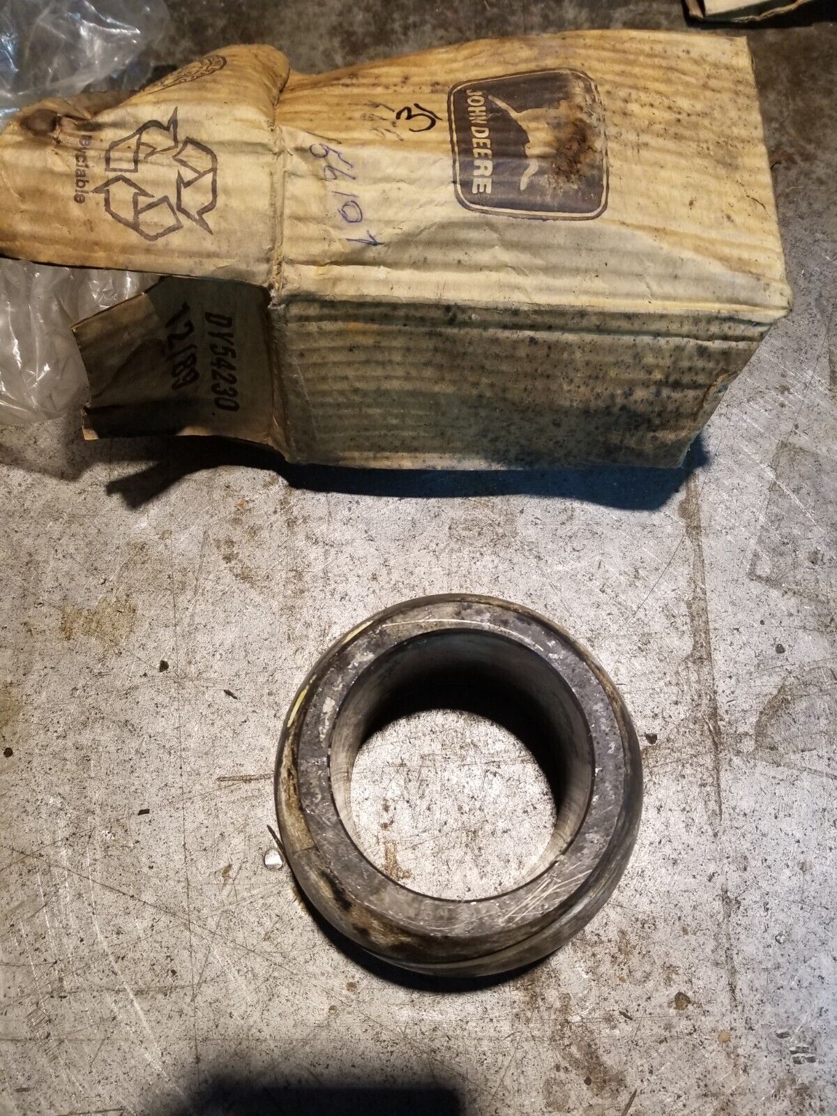 JOHN DEERE T56107 BUSHING REF31