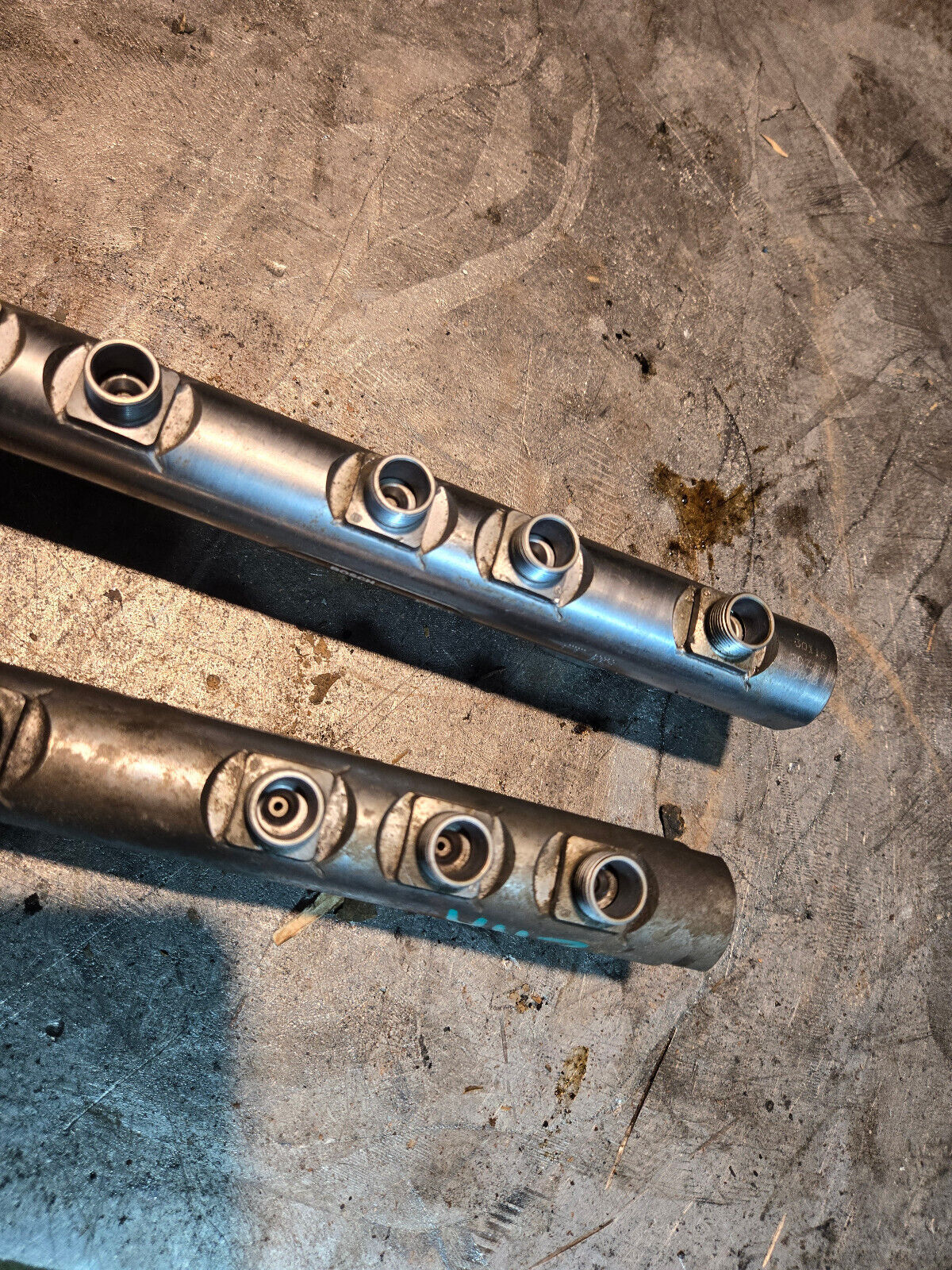 2014-2019 3.0L EcoDiesel FUEL RAILS 0445216050 0445216044 0281006209