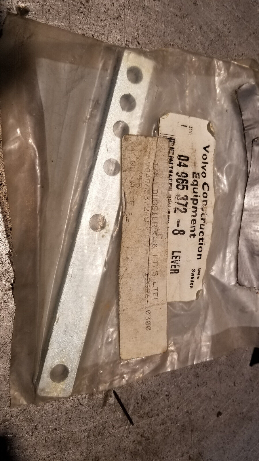 4965372 VOLVO LEVER VOE4965372