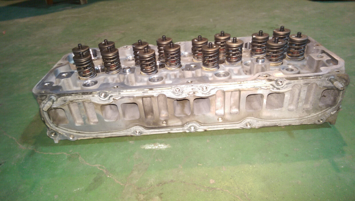 97779578 97320788 01-04 2001-04 LB7 DURAMAX 6.6 6.6L RH PASSENGER CYLINDER HEAD