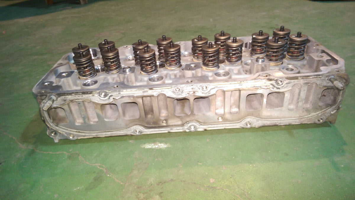 97779578 97320788 01-04 2001-04 LB7 DURAMAX 6.6 6.6L RH PASSENGER CYLINDER HEAD