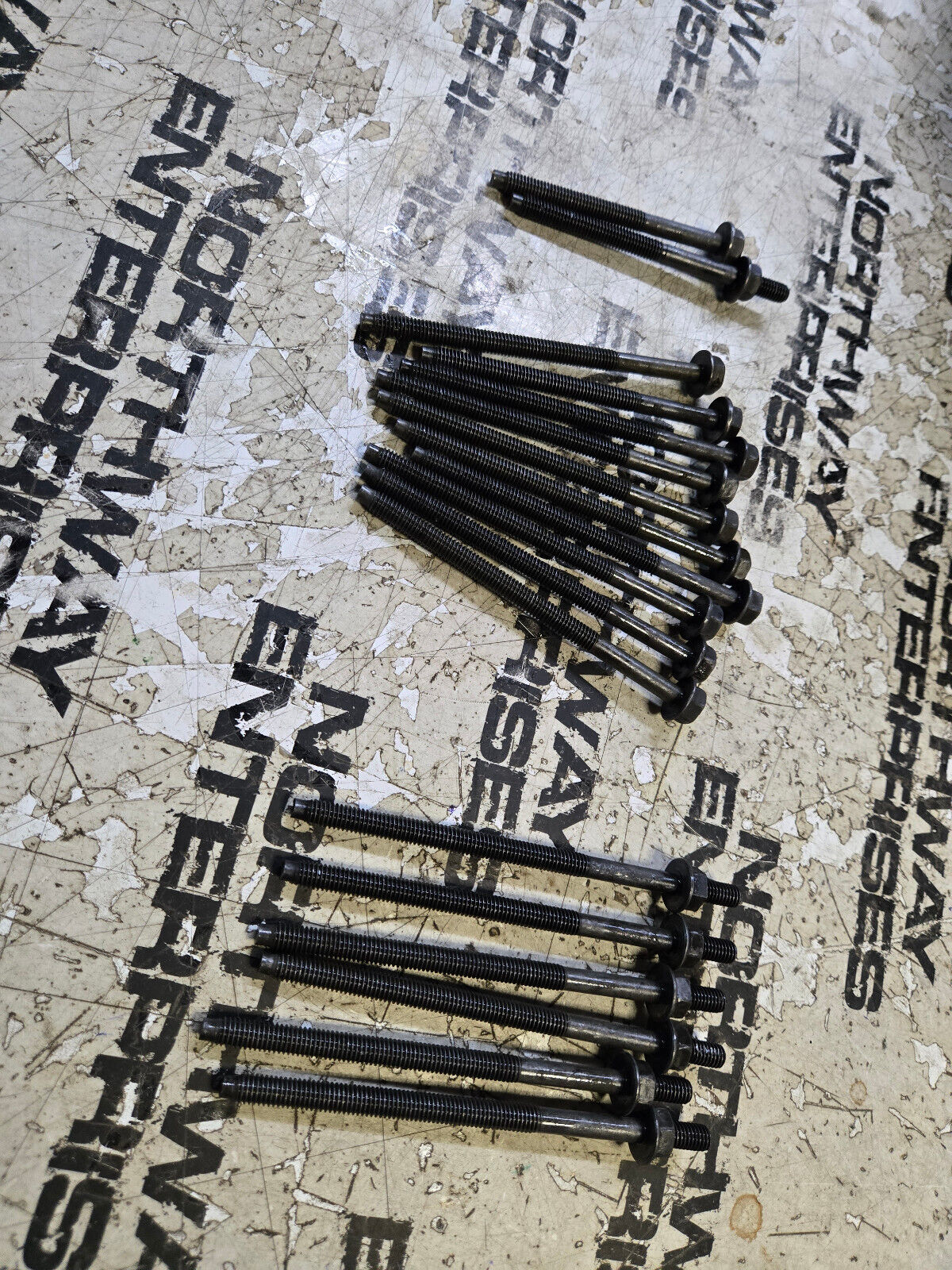 2003-2007 6.0L POWERSTROKE INTAKE MANIFOLD BOLT SET