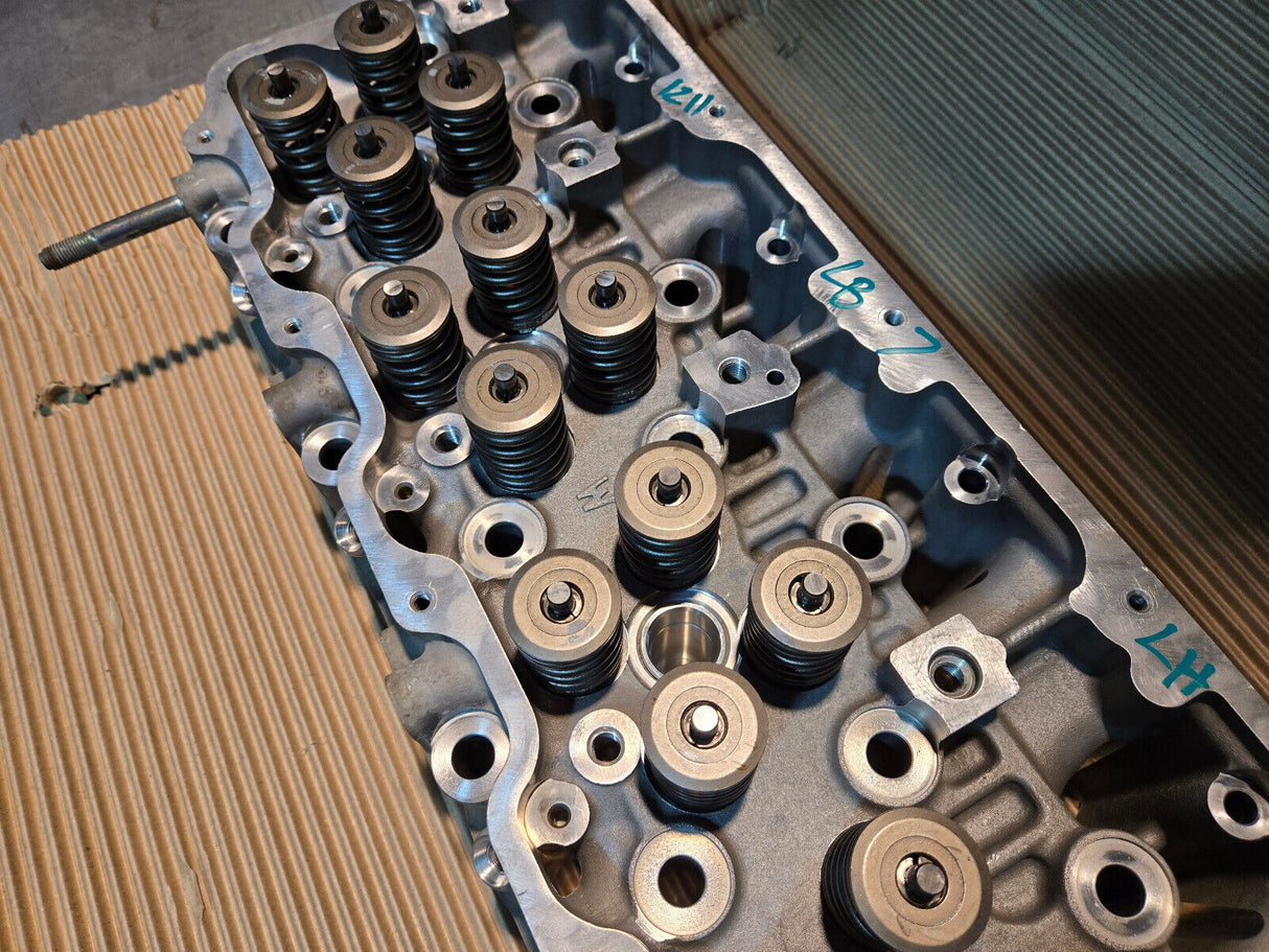 REMAN LB7 6.6L DURAMAX CYLINDER HEAD LH / DRIVERS SIDE REF1211