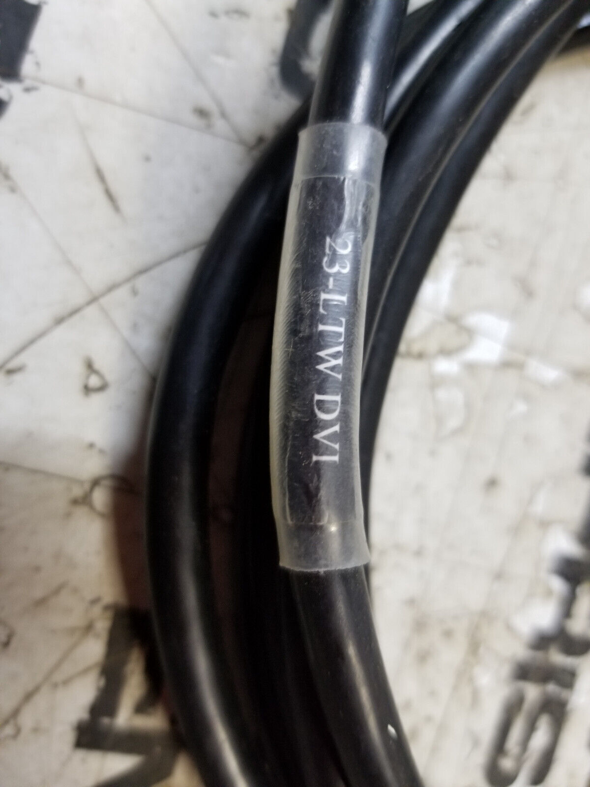 23-LTW-DVI CABLE