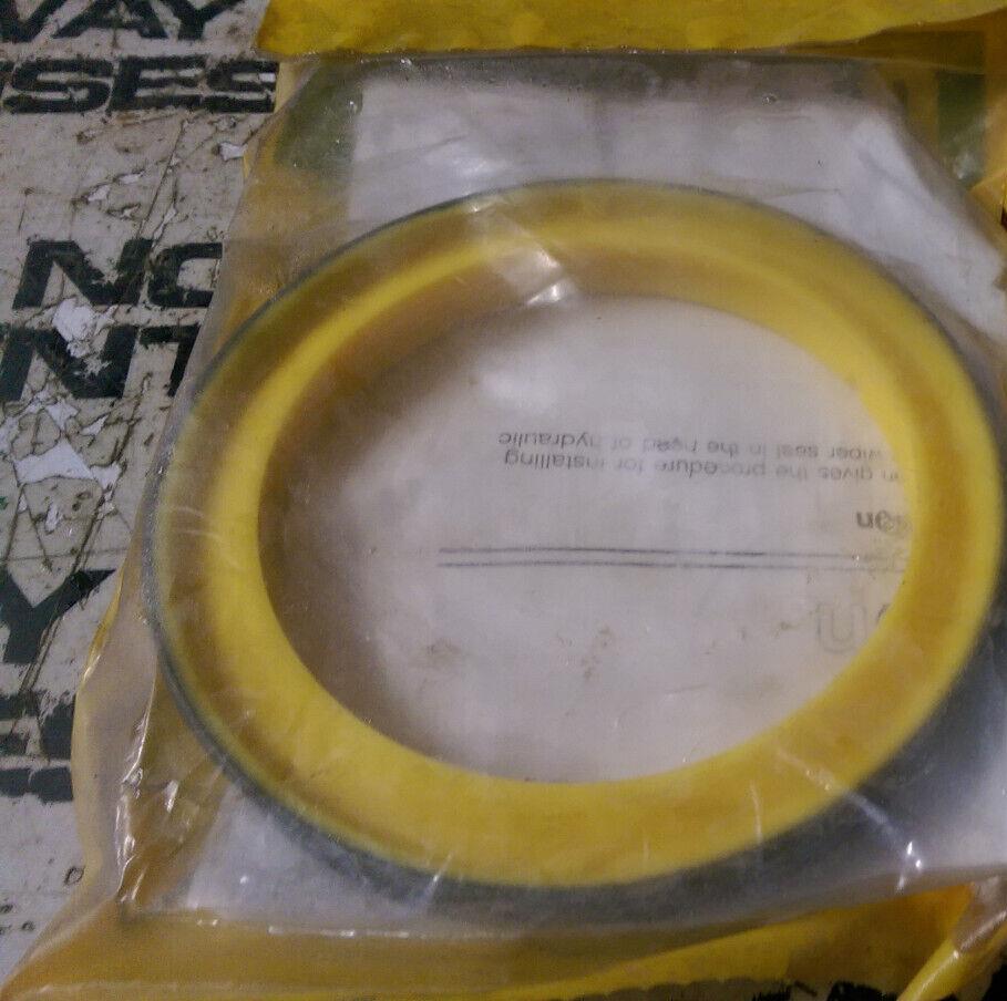 2253286 CAT 225-3286 Wiper Seal