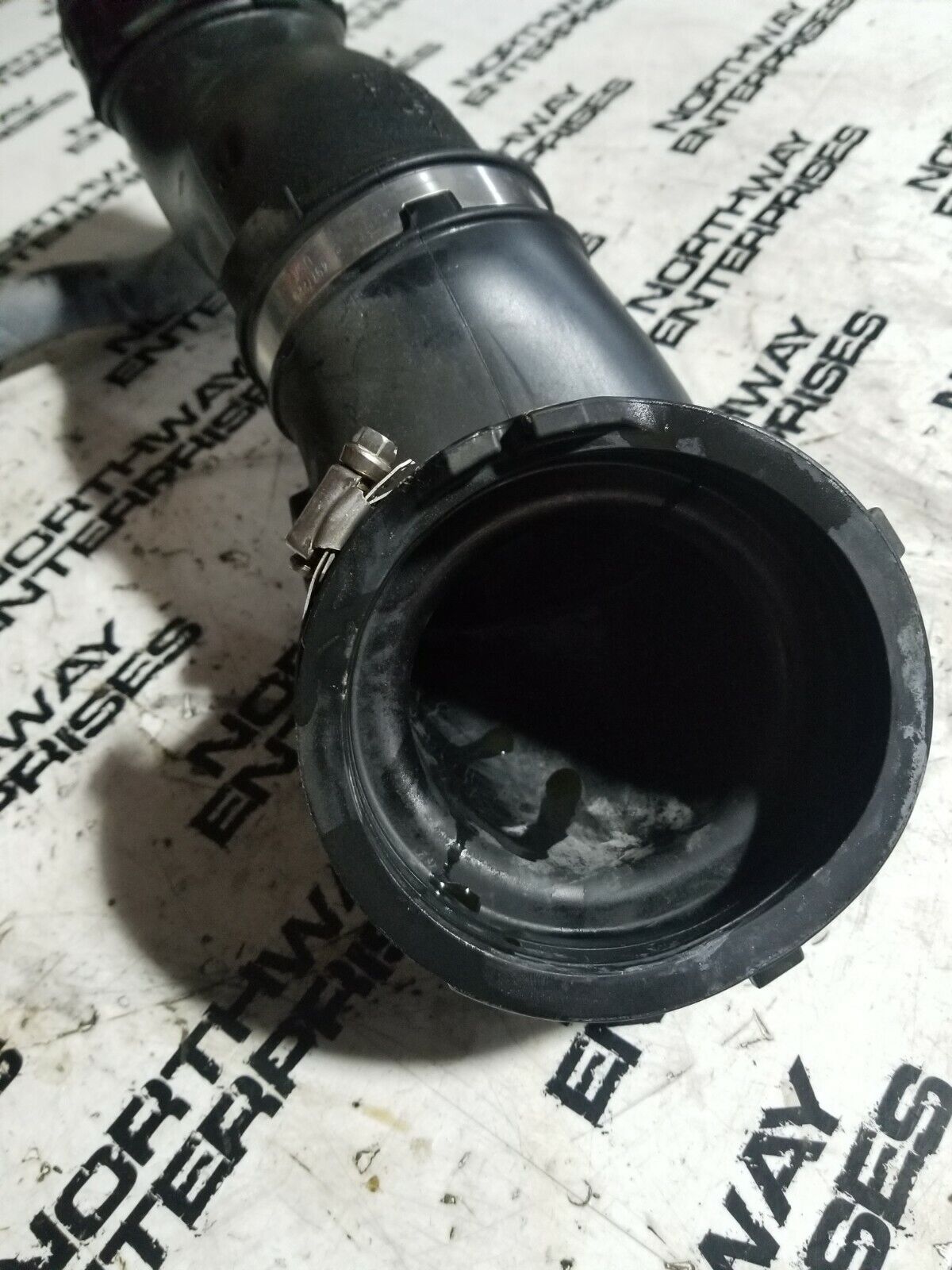 NISSAN TITAN CUMMINS 5.0L INTAKE BOOT 4977010 4977011 2884711