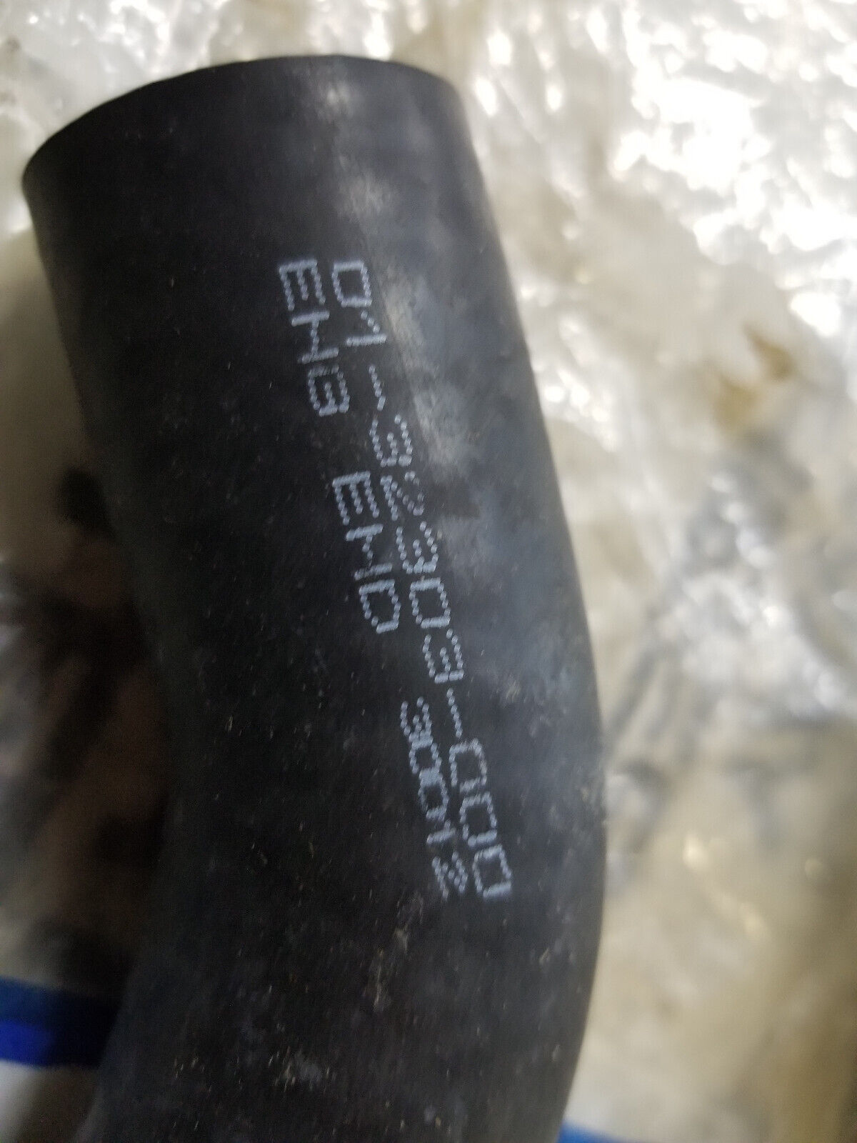 Freightliner 01-32303-000 - A/C Refrigerant Hose