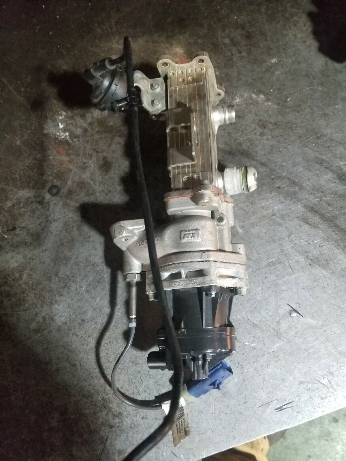 68211312AA 68211310AAA 3.0L ECODIESEL USED EGR COOLER